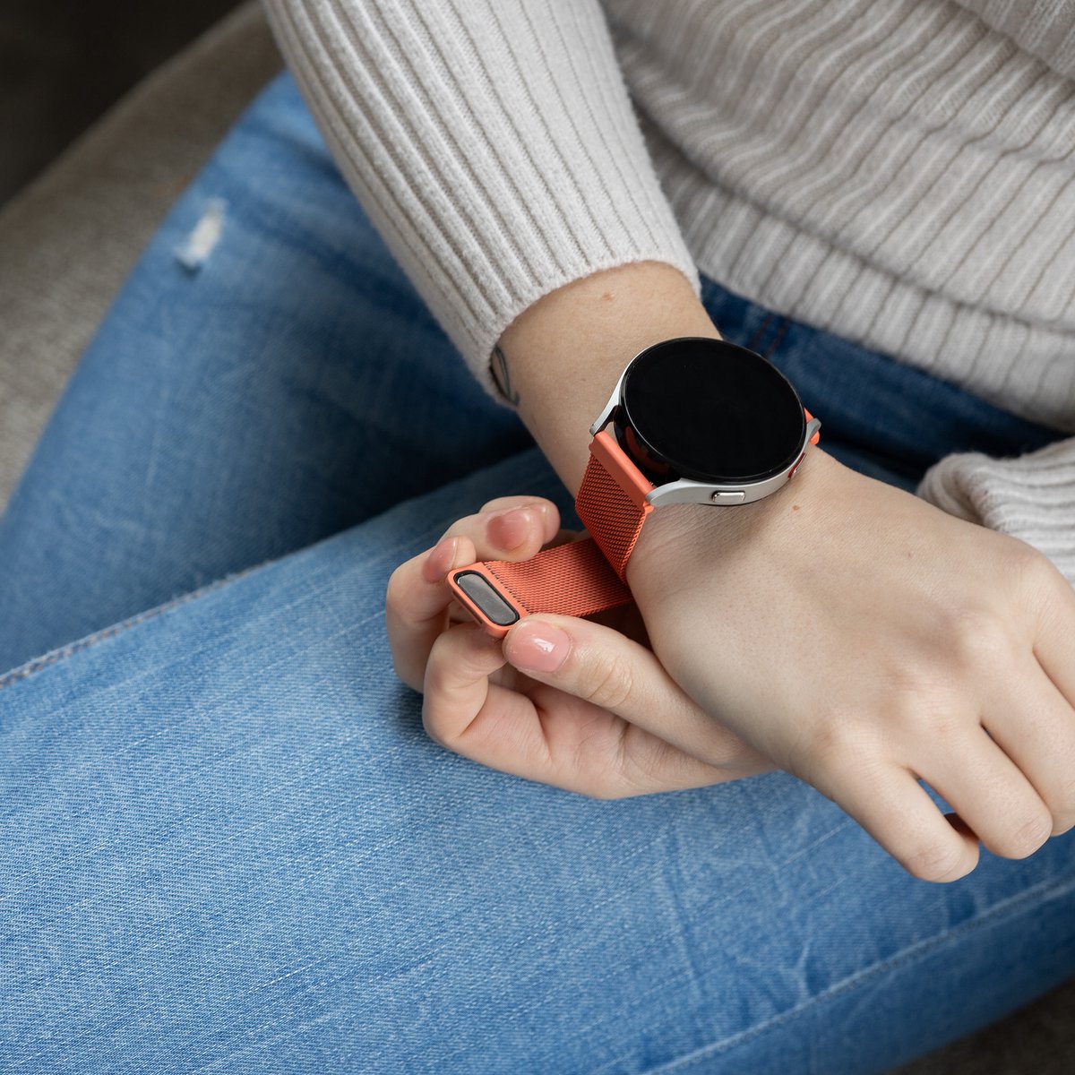 Samsung Galaxy Watch 7 - 40mm Milanese Strap (Orange)