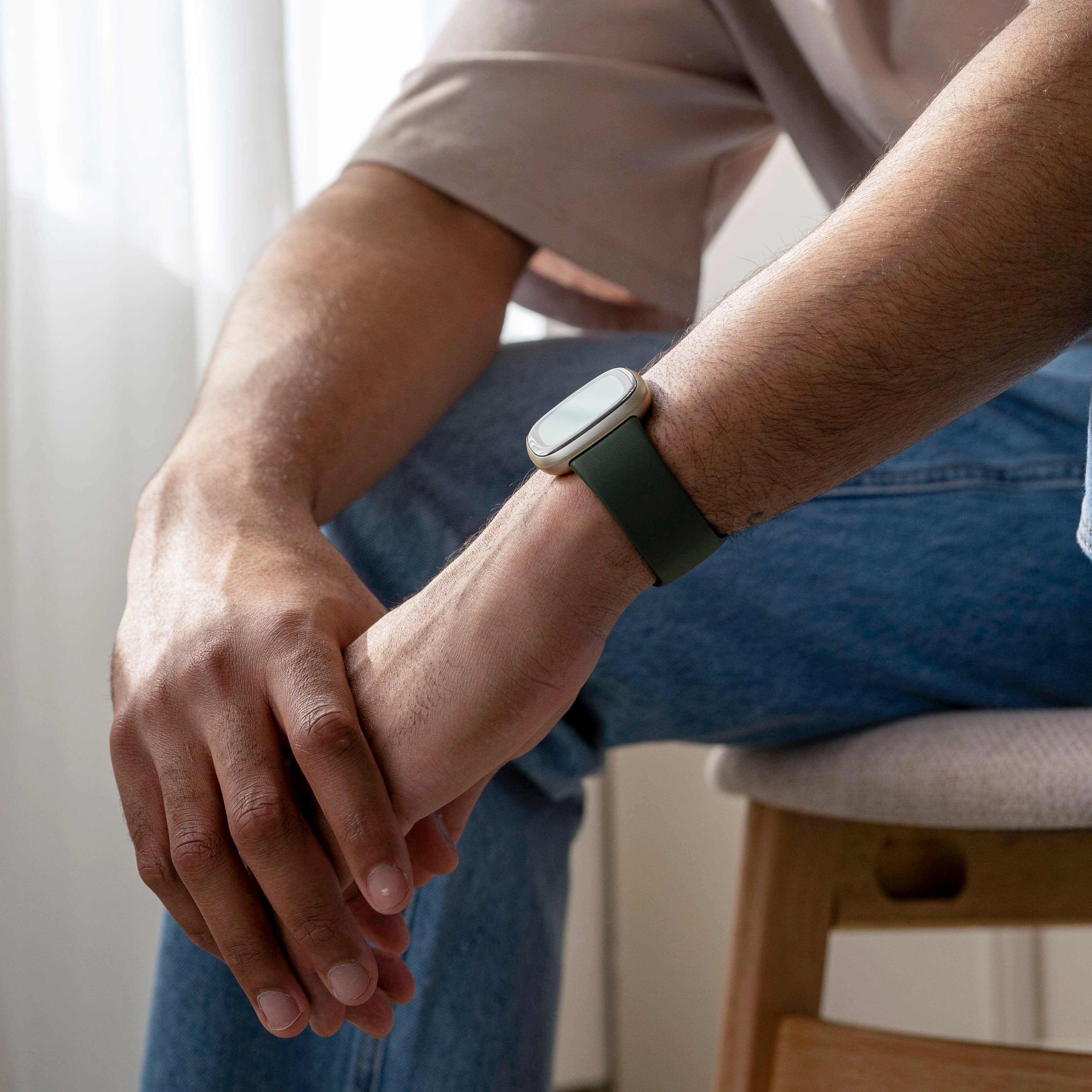 Correa silicona clásica Fitbit Sense (verde oscuro)