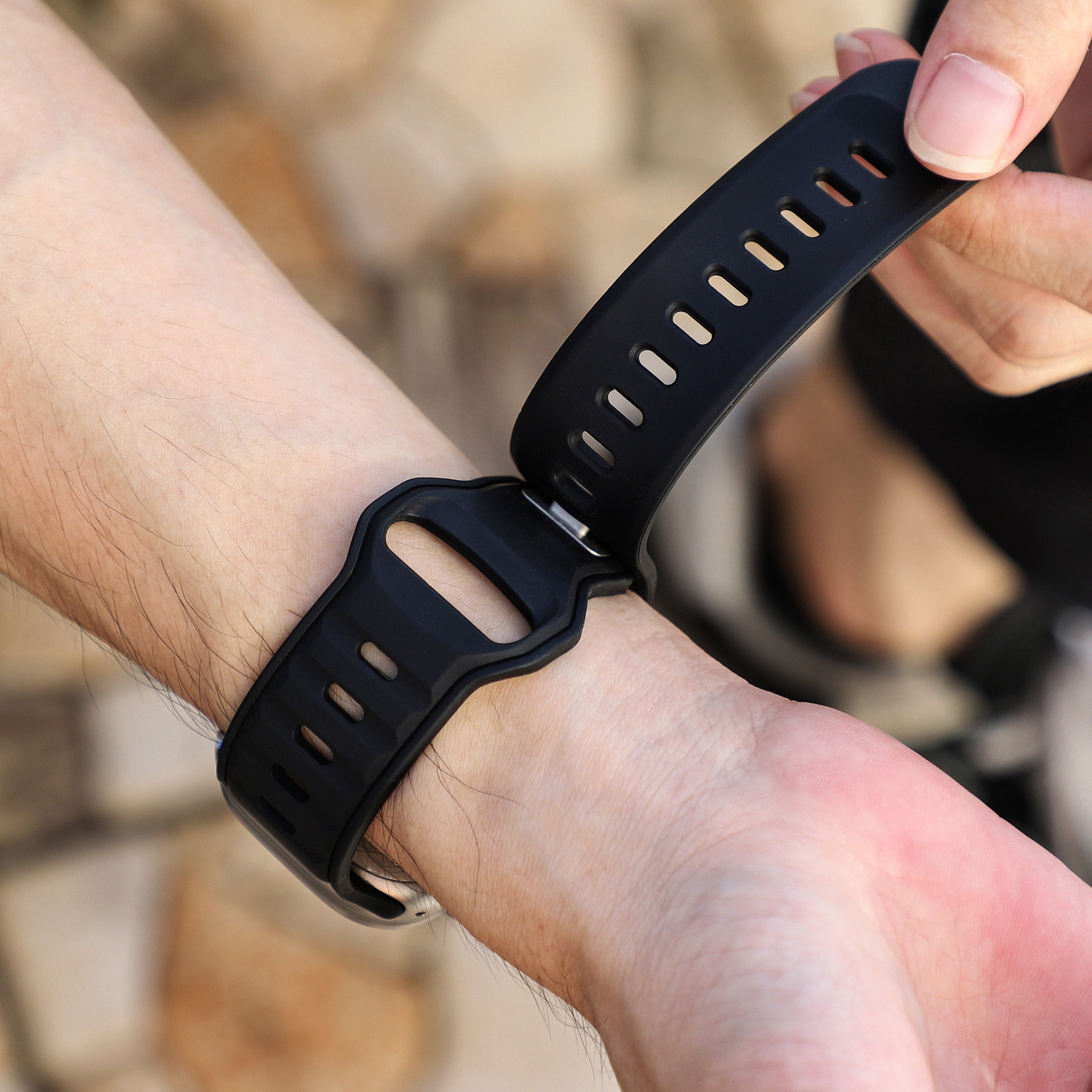 Correa de silicona premium outdoor Apple Watch (negra/negra)