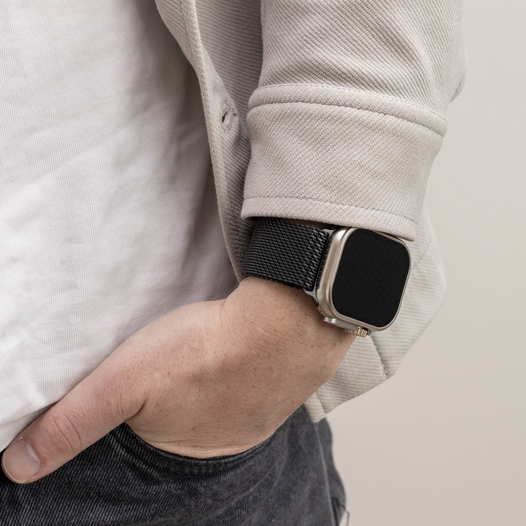 Correa Milanesa de titanio Apple Watch (negro)