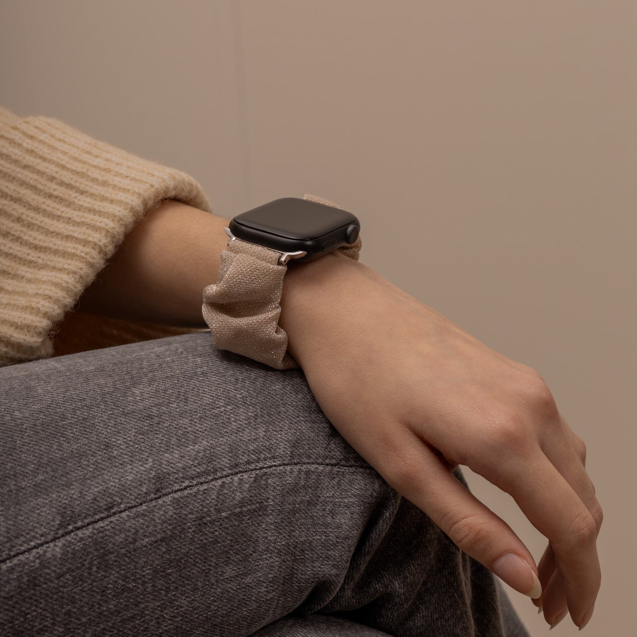 Correa elástica Apple Watch (beige brillante)