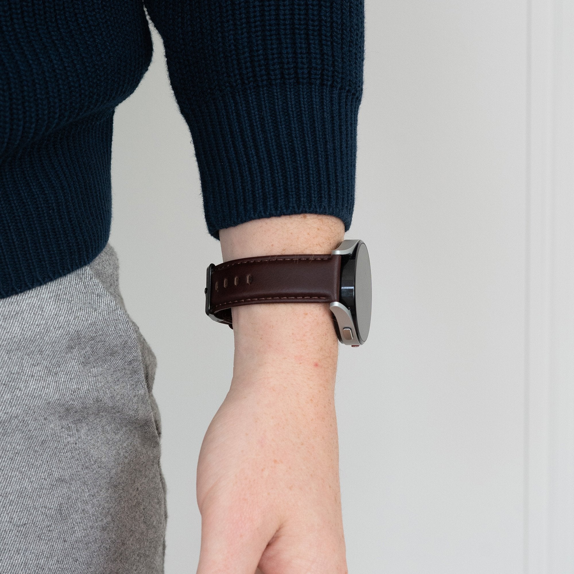 Bandz Samsung Galaxy Watch 4 40mm Leather Strap 'Classic' (Dark Brown)