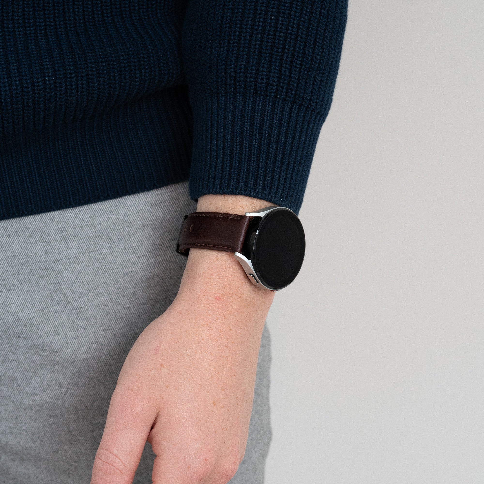 Bandz OnePlus Watch 3 Leather Strap 'Classic' (Dark Brown)