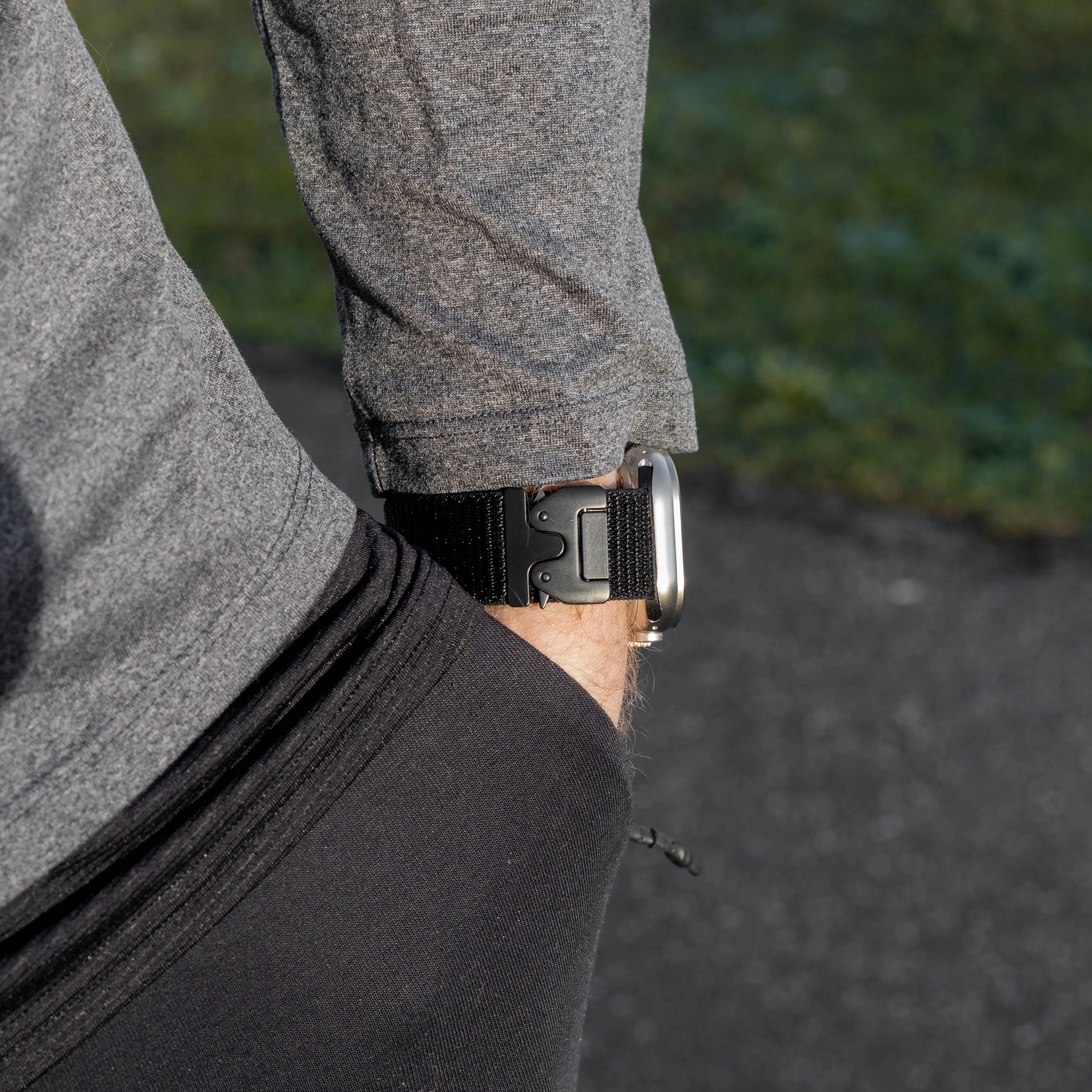 Bandz Correa nylon 'clásico' con P-buckle Apple Watch (negra)