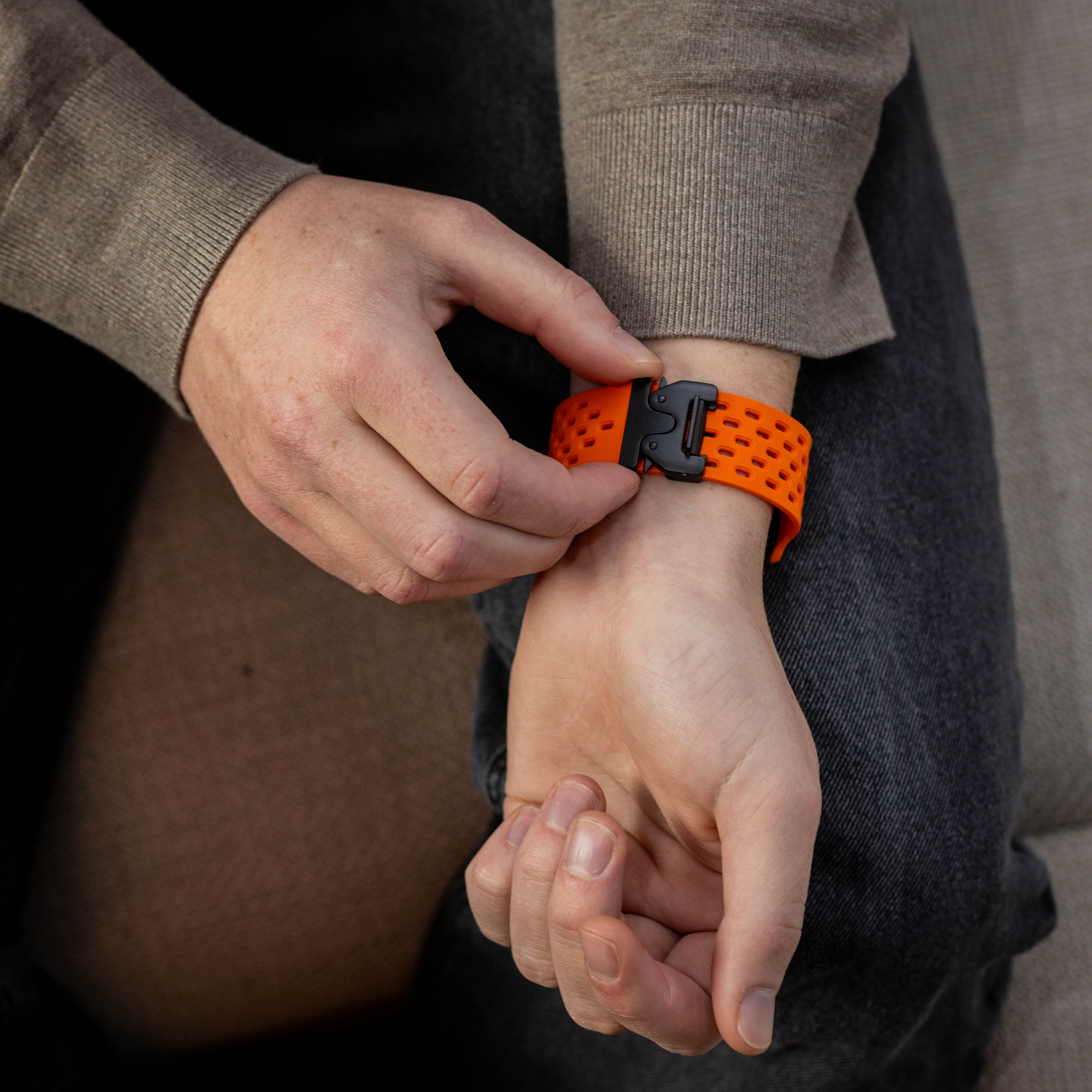 Correa silicona air con P-buckle Apple Watch (naranja)