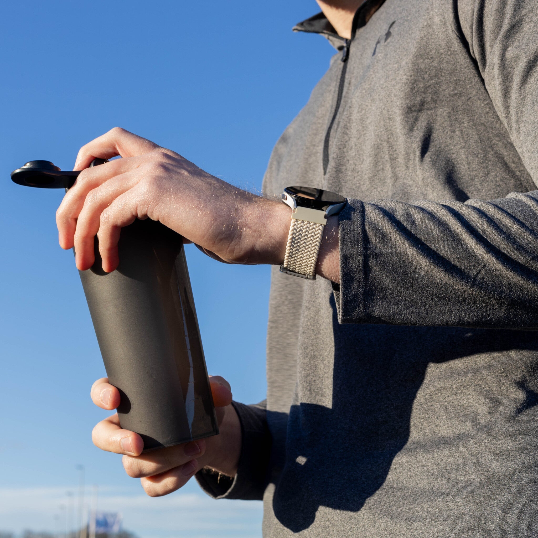 Correa trenzada con hebilla Garmin Venu SQ 2 (blanco estrella)