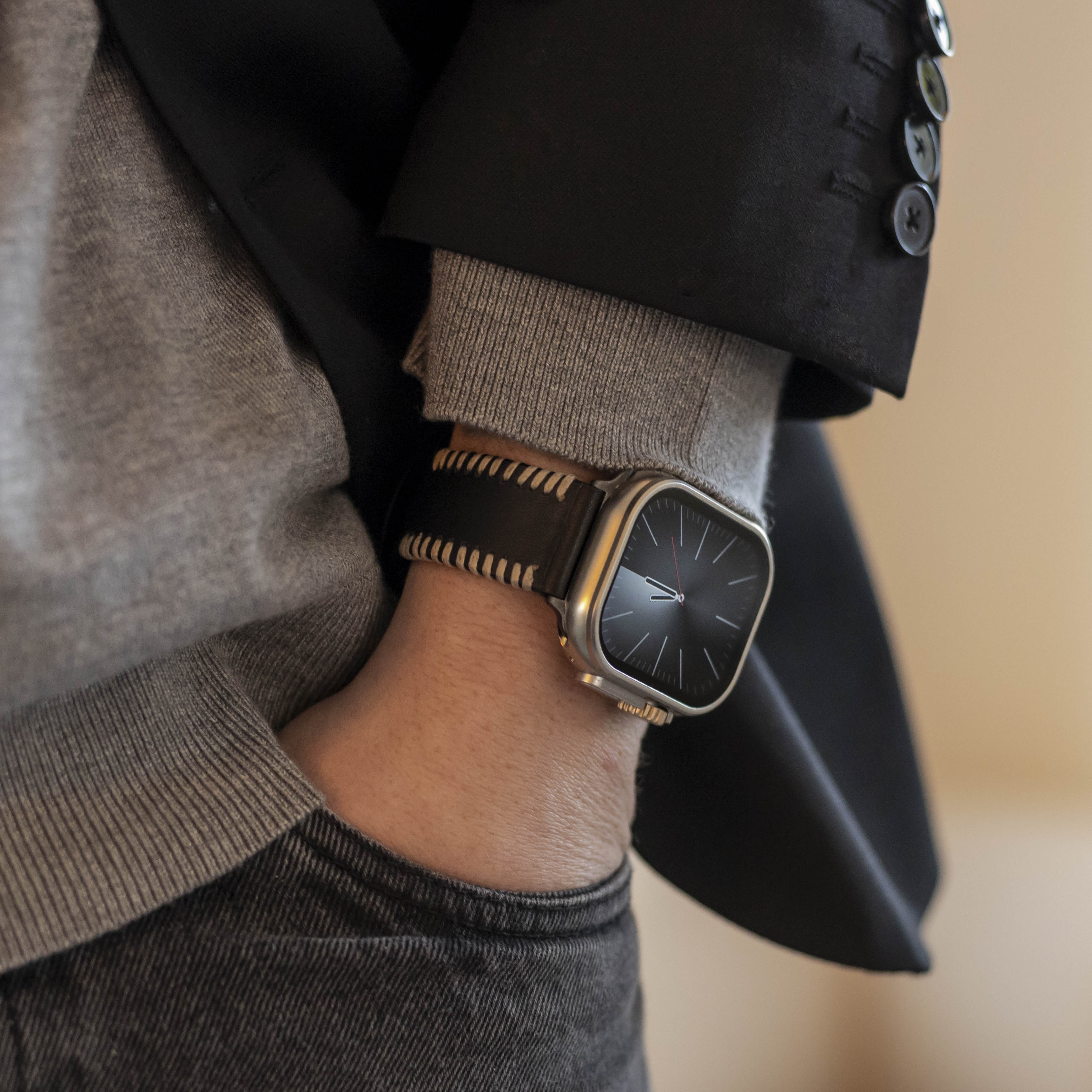 Correa cuero cosida Apple Watch Ultra (negro)