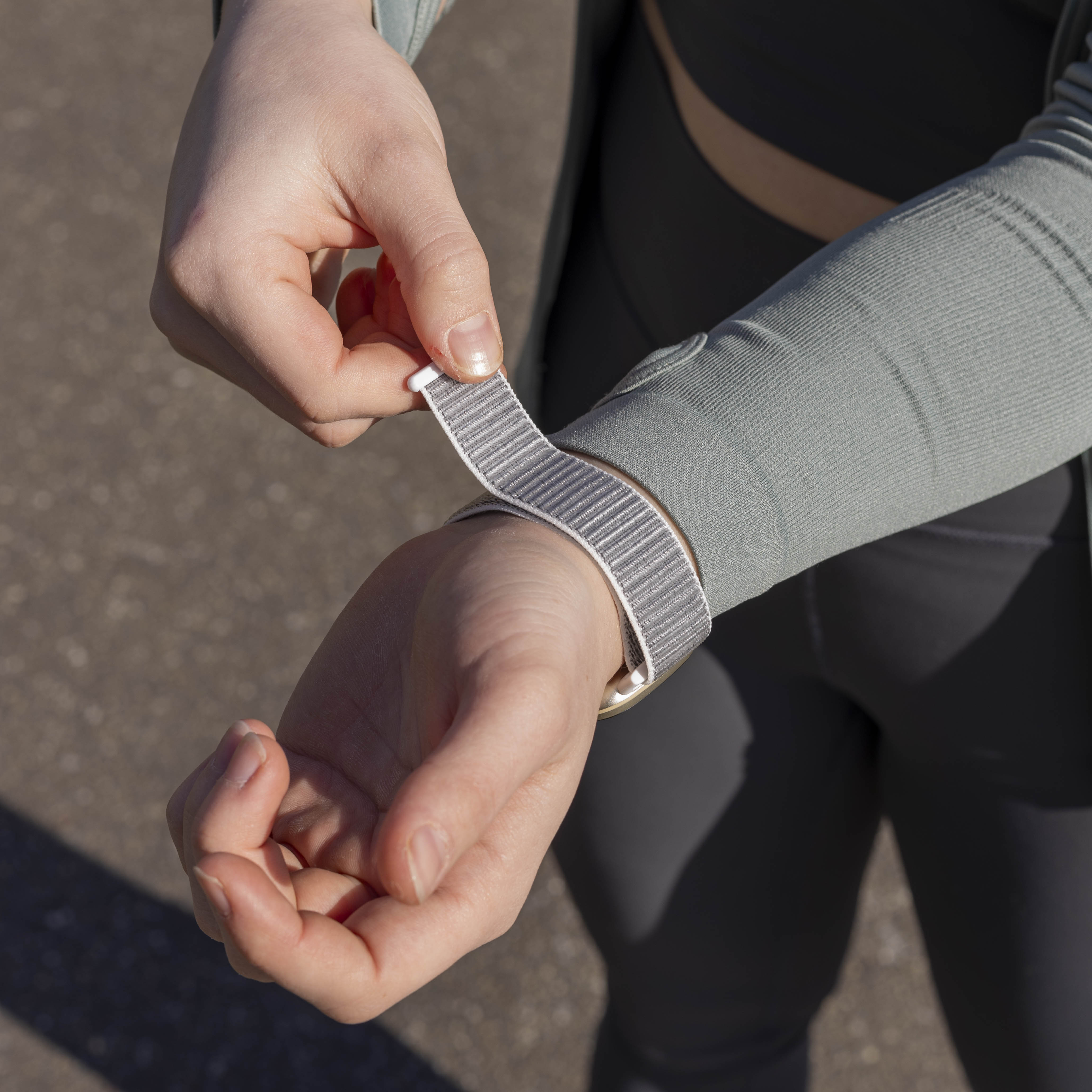 Correa nylon Fitbit Versa 3 (gris)