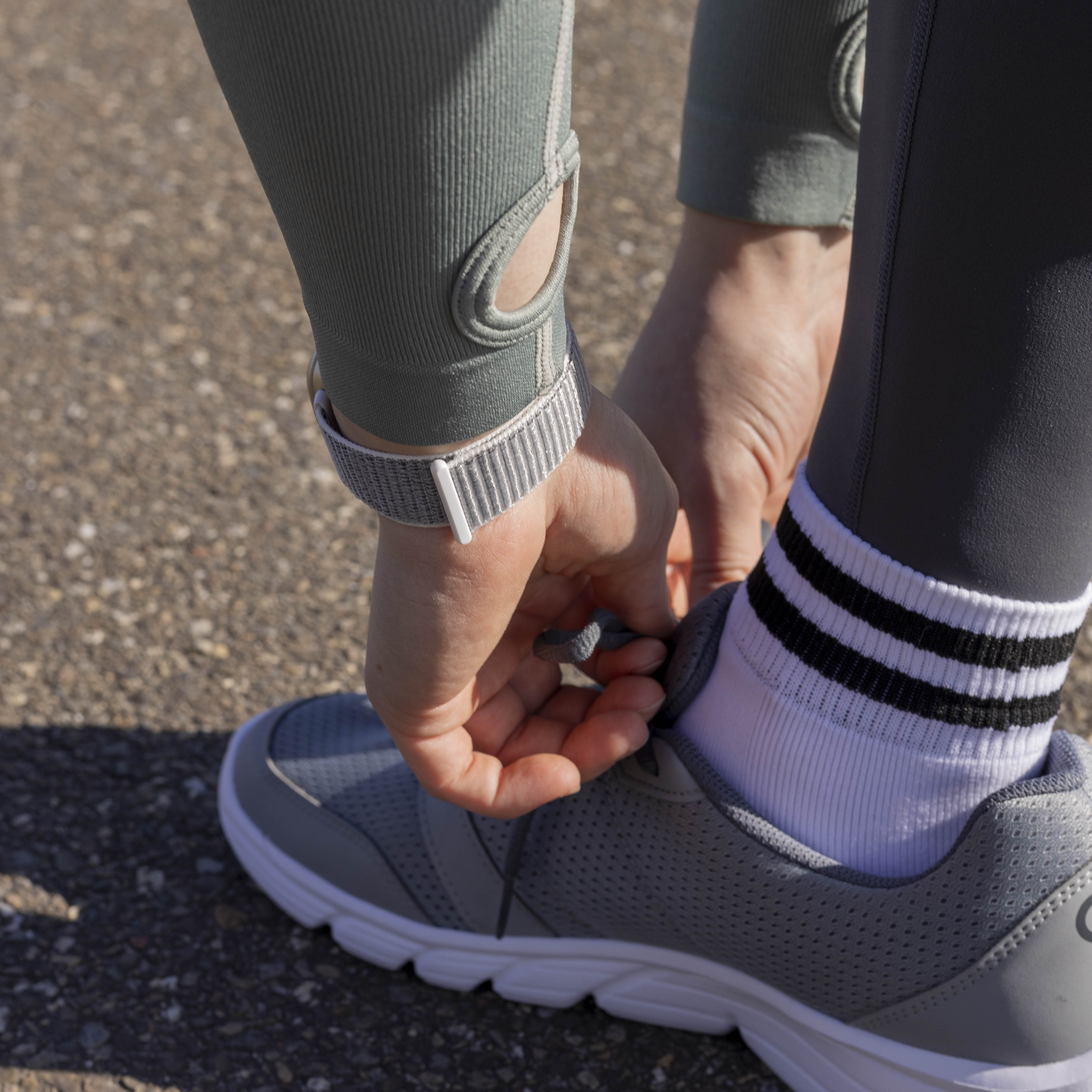 Correa nylon Fitbit Versa 3 (gris)