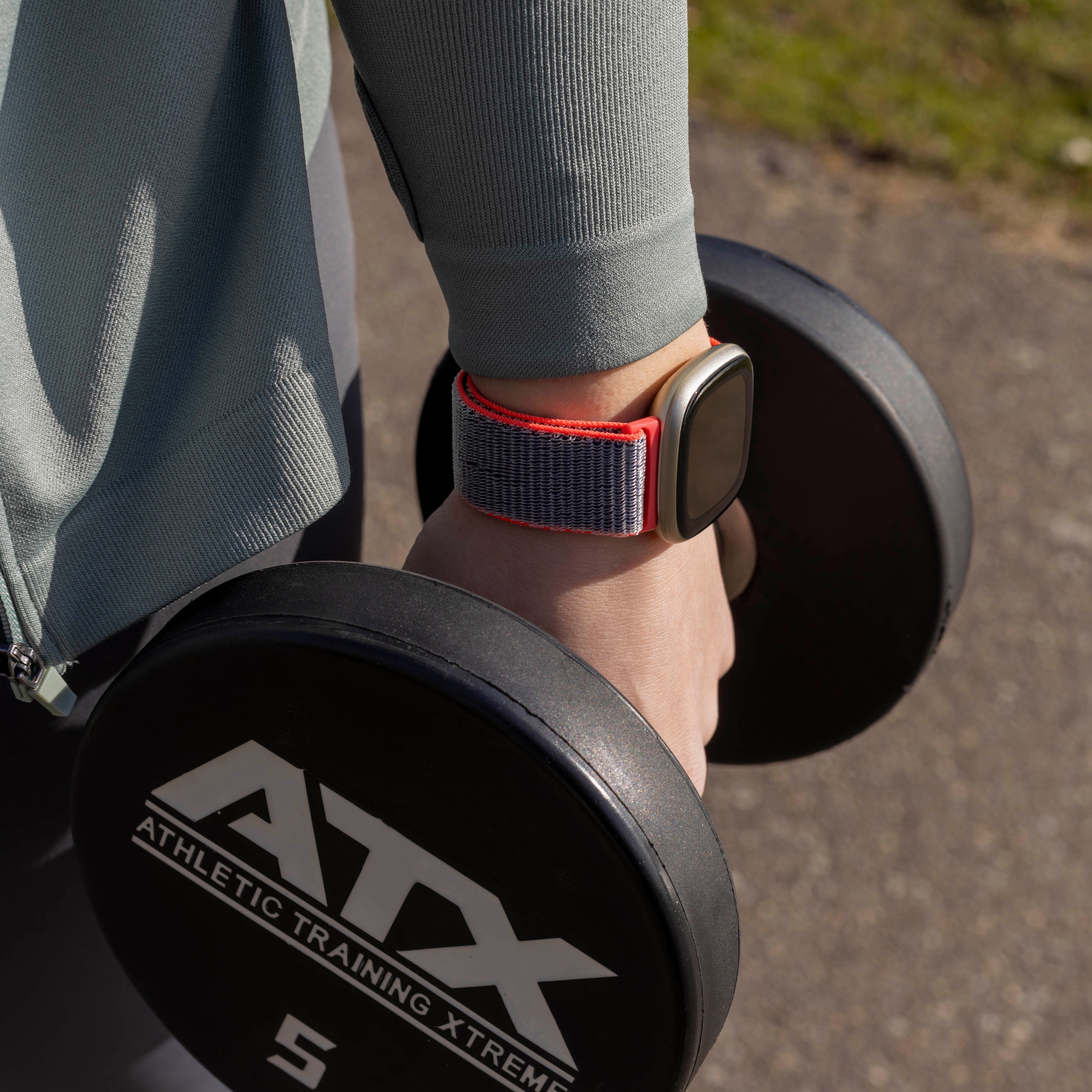 Correa nylon Fitbit Versa 3 (gris rojo)