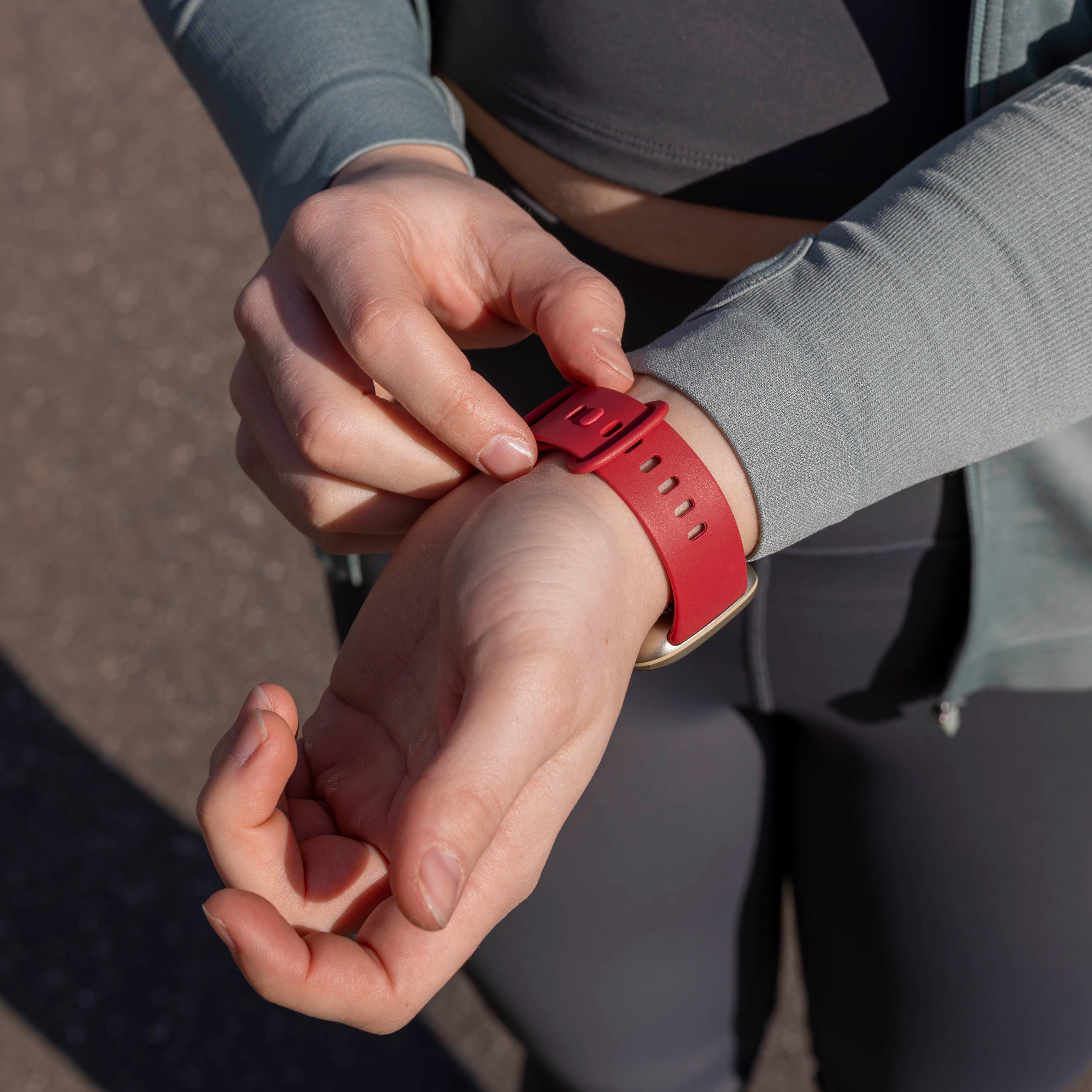 Correa silicona clásica Fitbit Versa 3 (vino rojo)