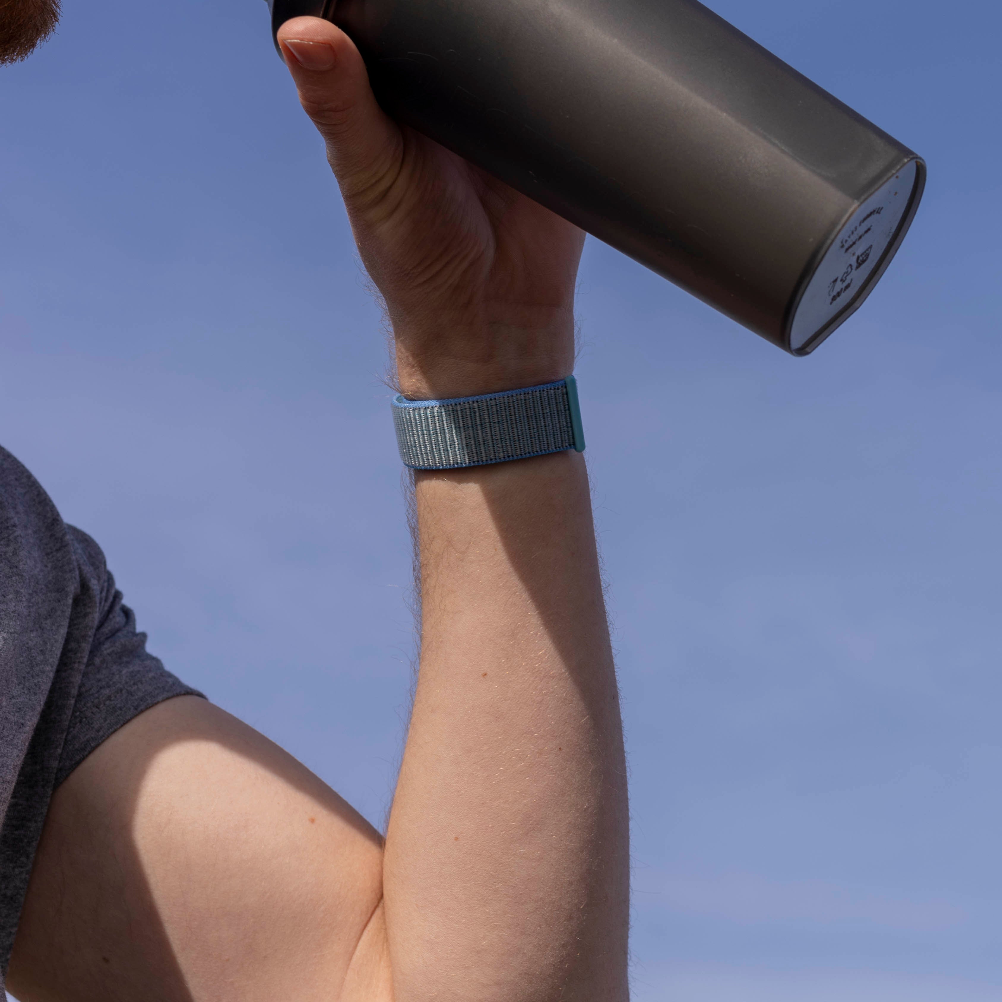 Correa nylon Fitbit Sense (azul claro)