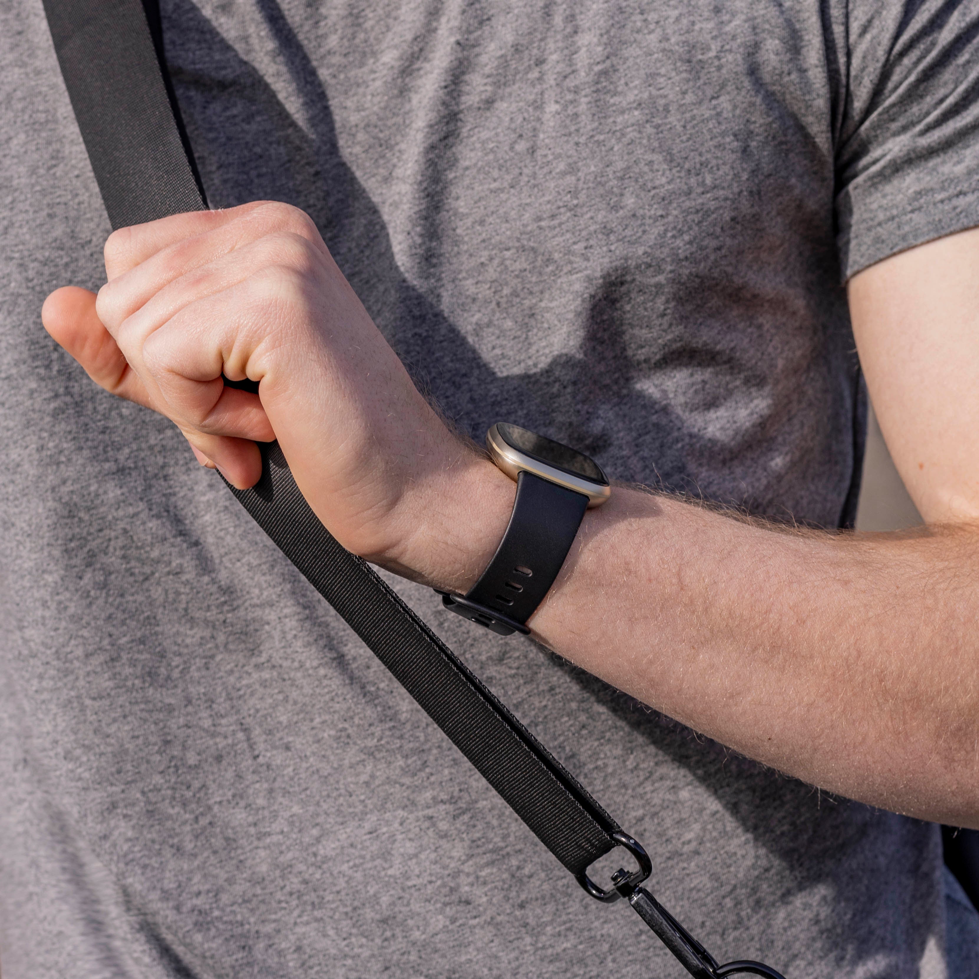 Correa silicona clásica Fitbit Versa 4 (negro)