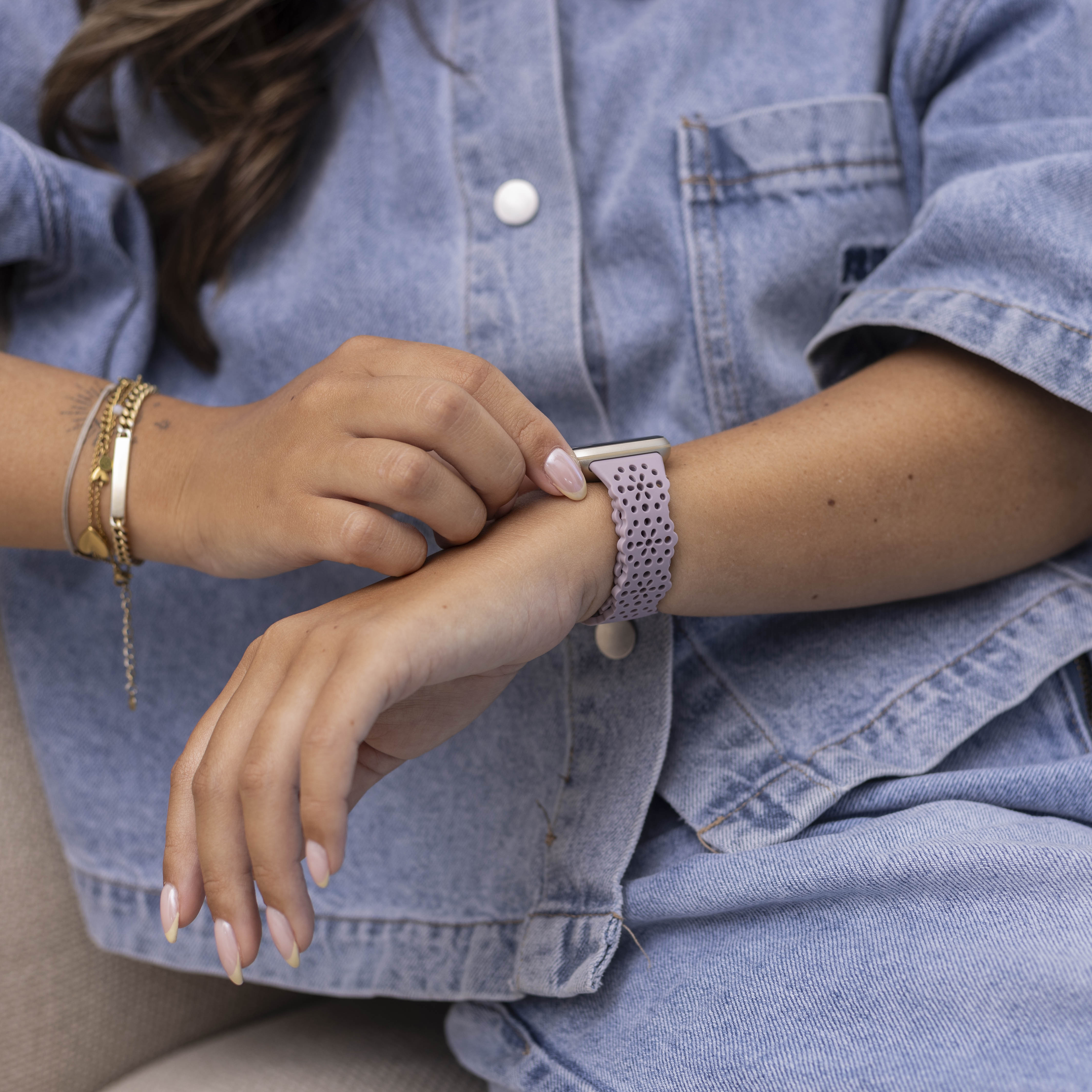 Correa silicona con estampado Fitbit Sense (lila)