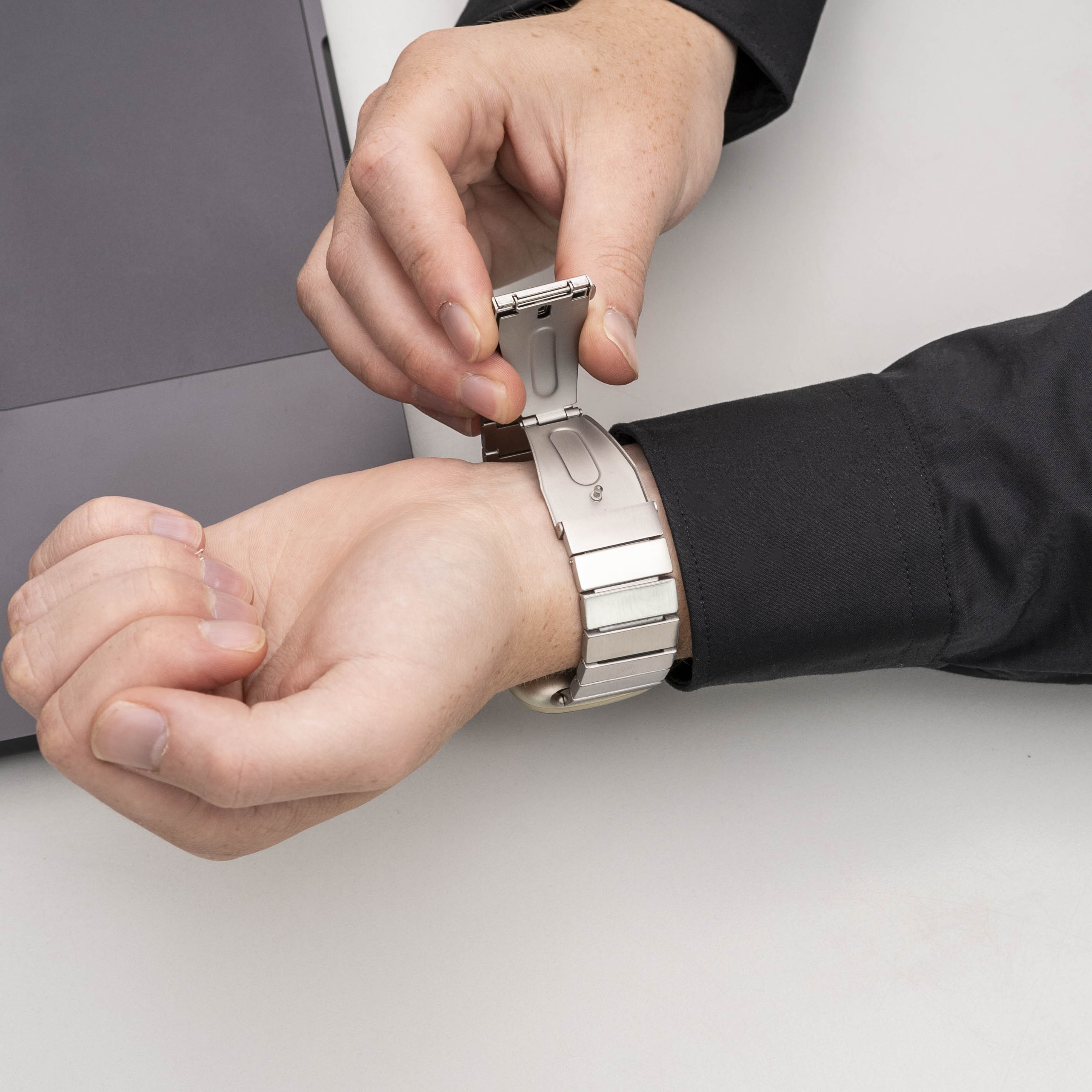 Correa metal Fitbit Sense (plata)