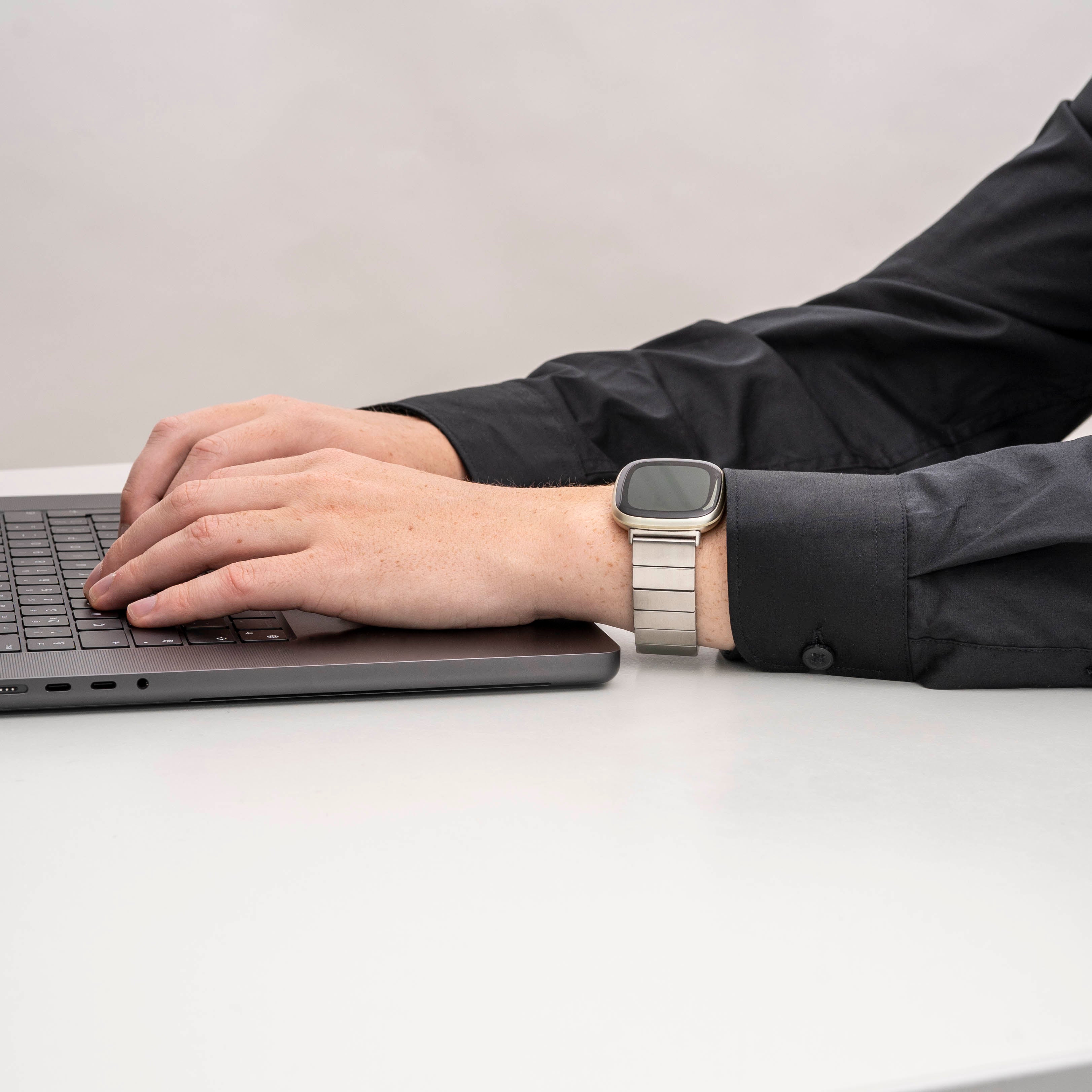 Correa metal Fitbit Sense (plata)