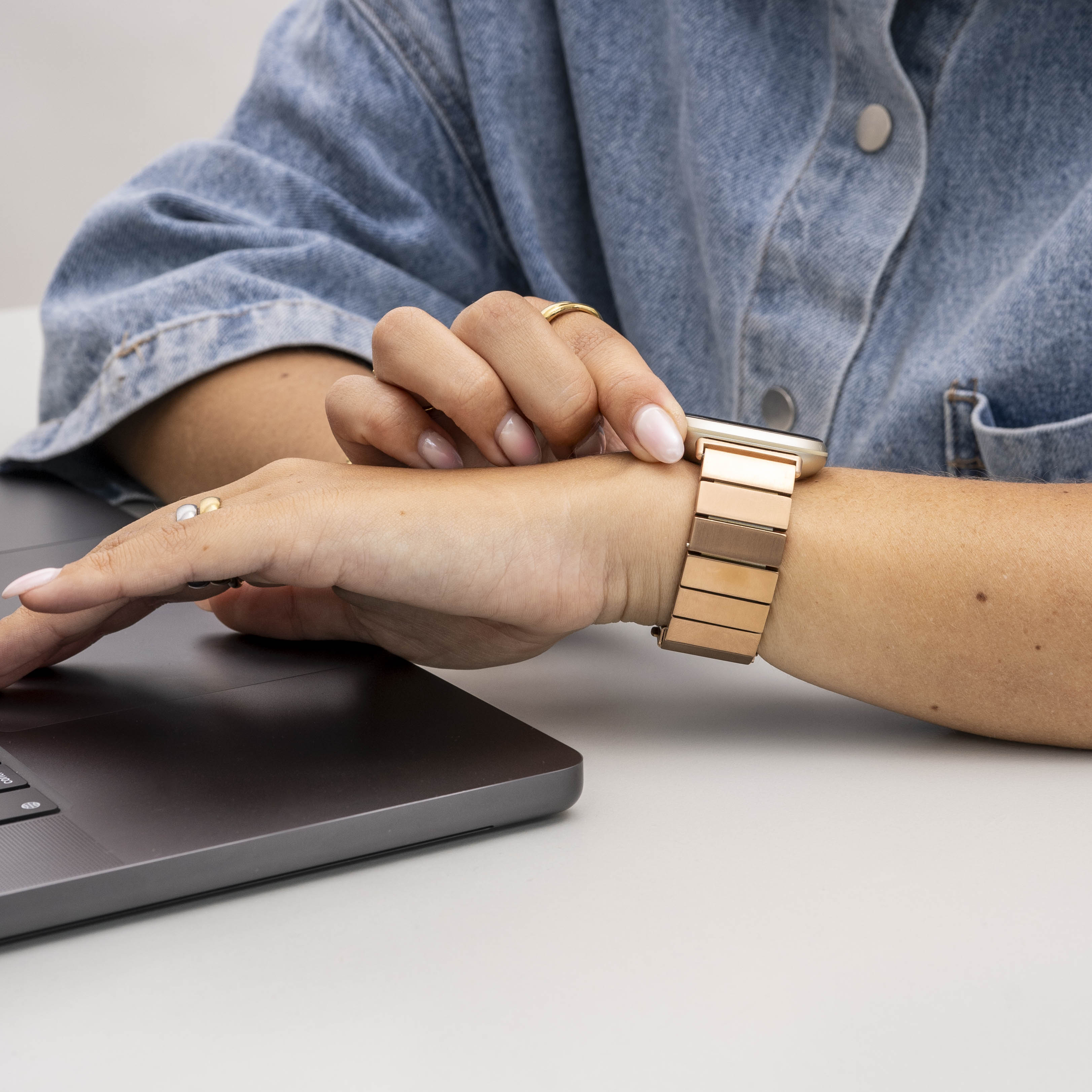 Correa metal Fitbit Sense (oro rosa)