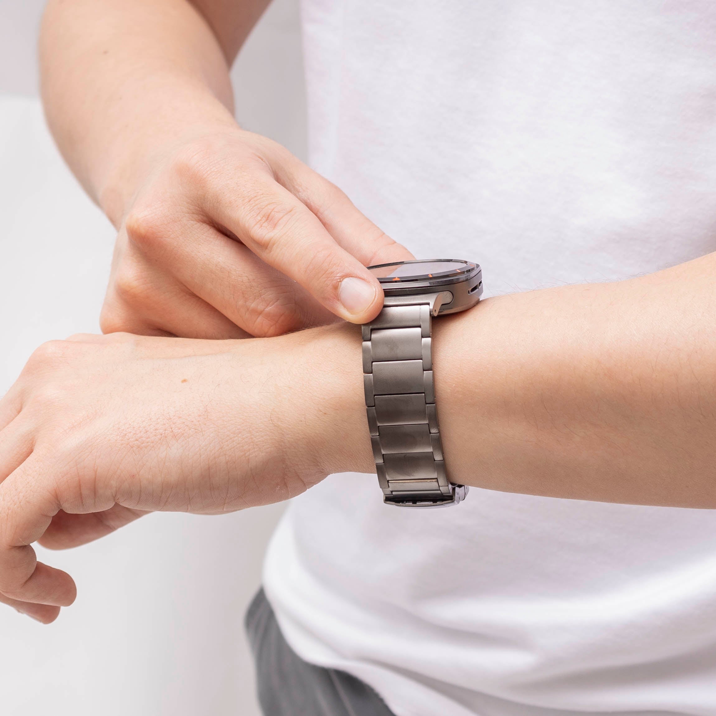 Bandz Samsung Galaxy Watch Ultra Titanium Strap 'Classic' (Graphite)