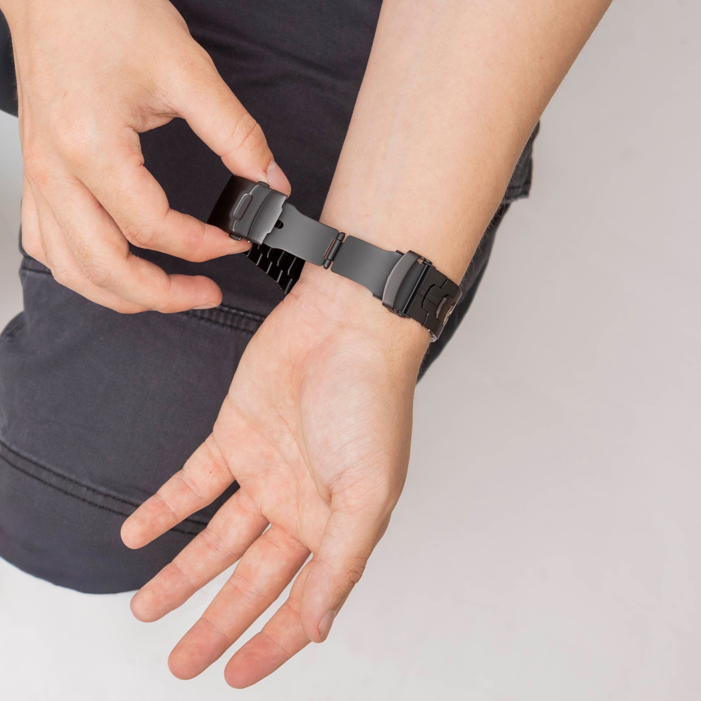 Correa titanio 'Iron' Samsung Galaxy Watch Ultra (negro)