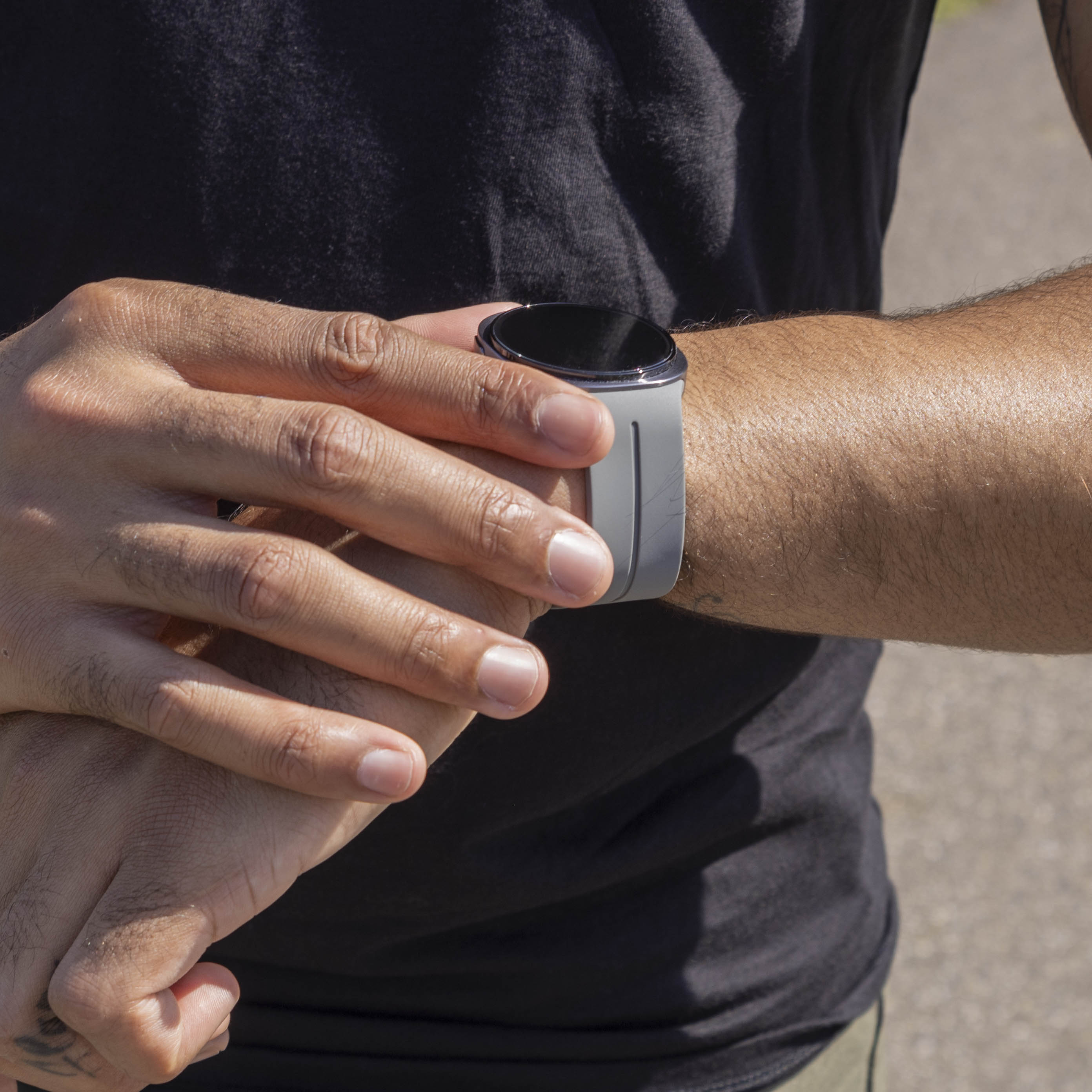 Correa silicona con hebilla Samsung Galaxy Watch 8 - 40mm (gris oscuro)