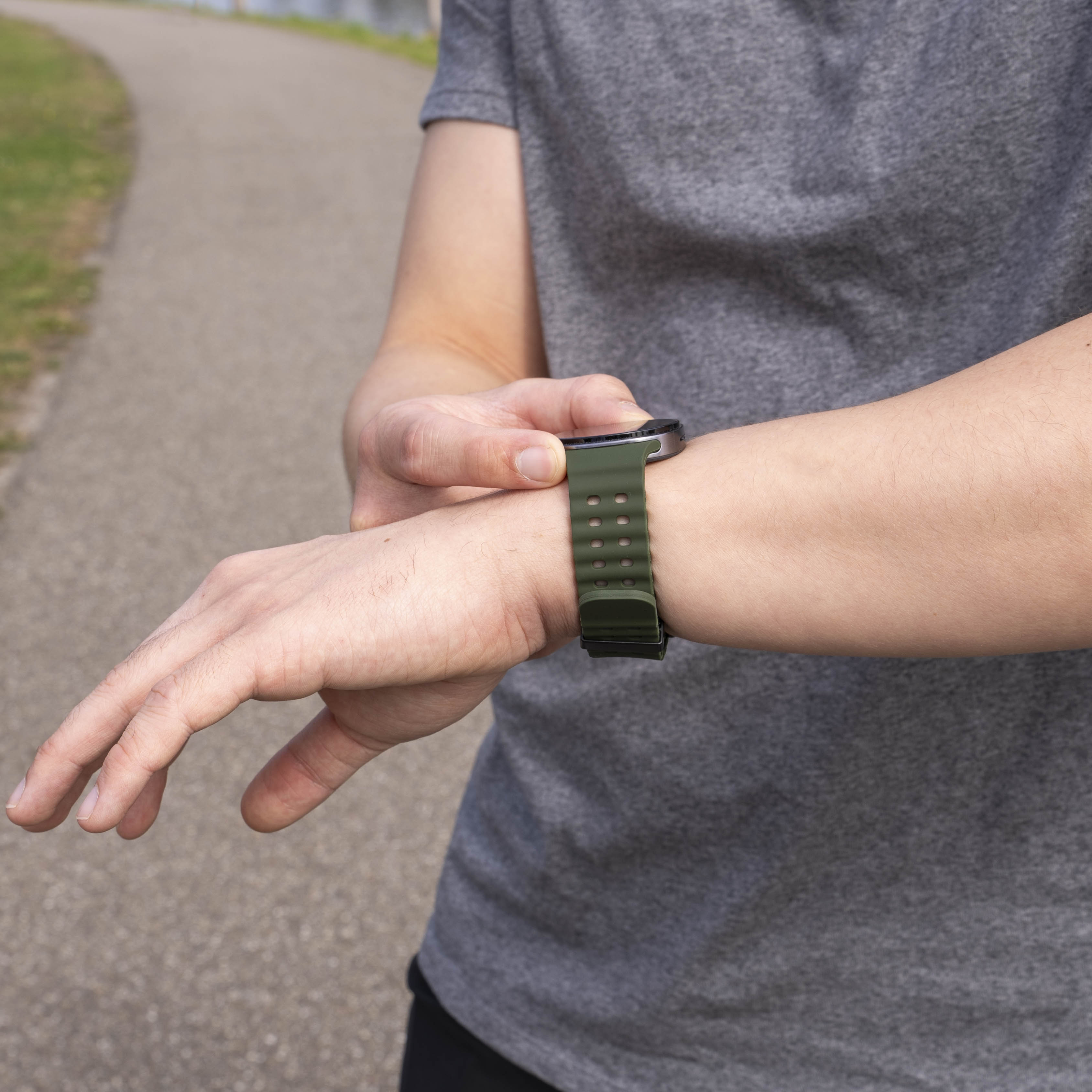 Correa Ocean Samsung Galaxy Watch 8 - 44mm (verde militar)