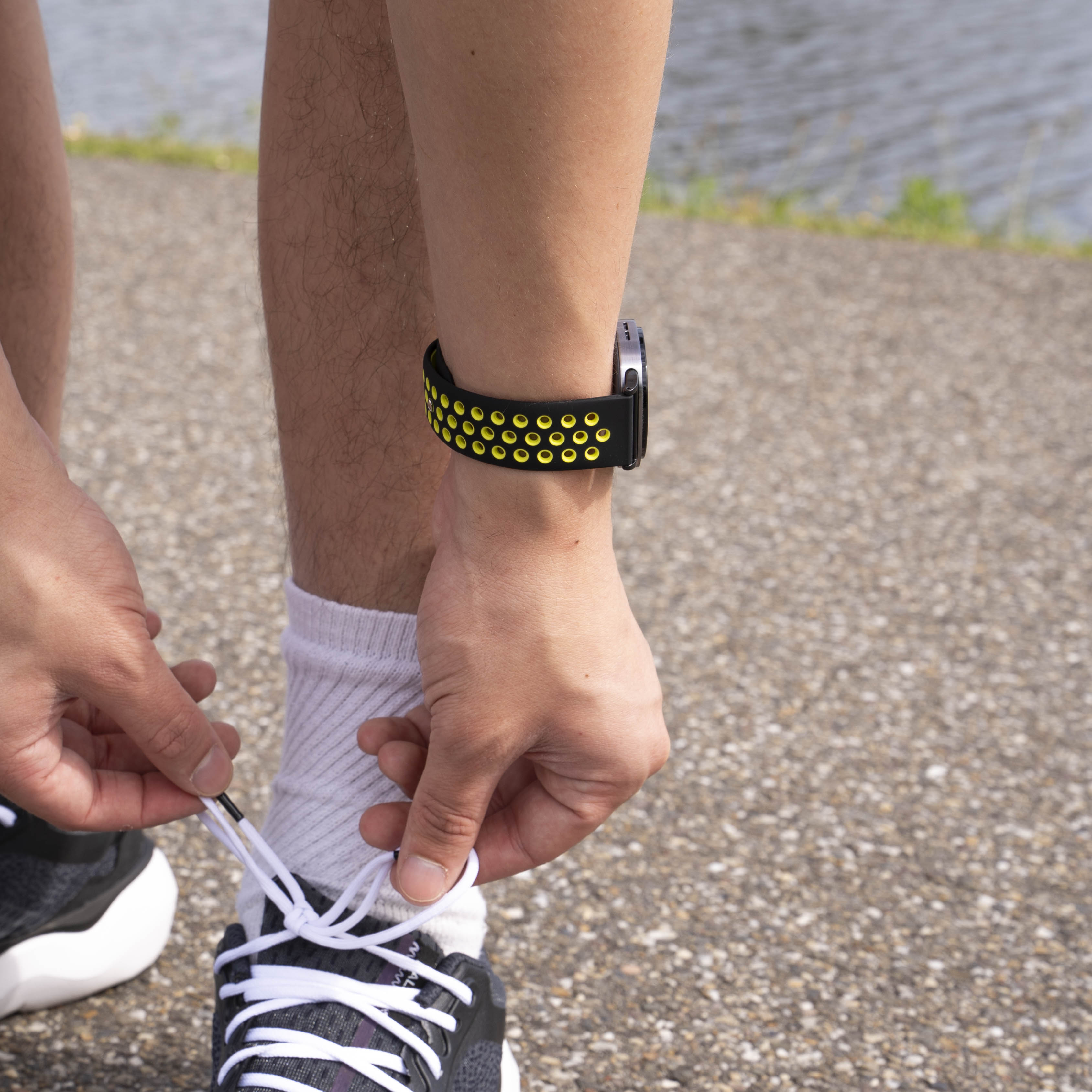 Correa deportiva Samsung Galaxy Watch 8 - 44mm (negro/amarilla)