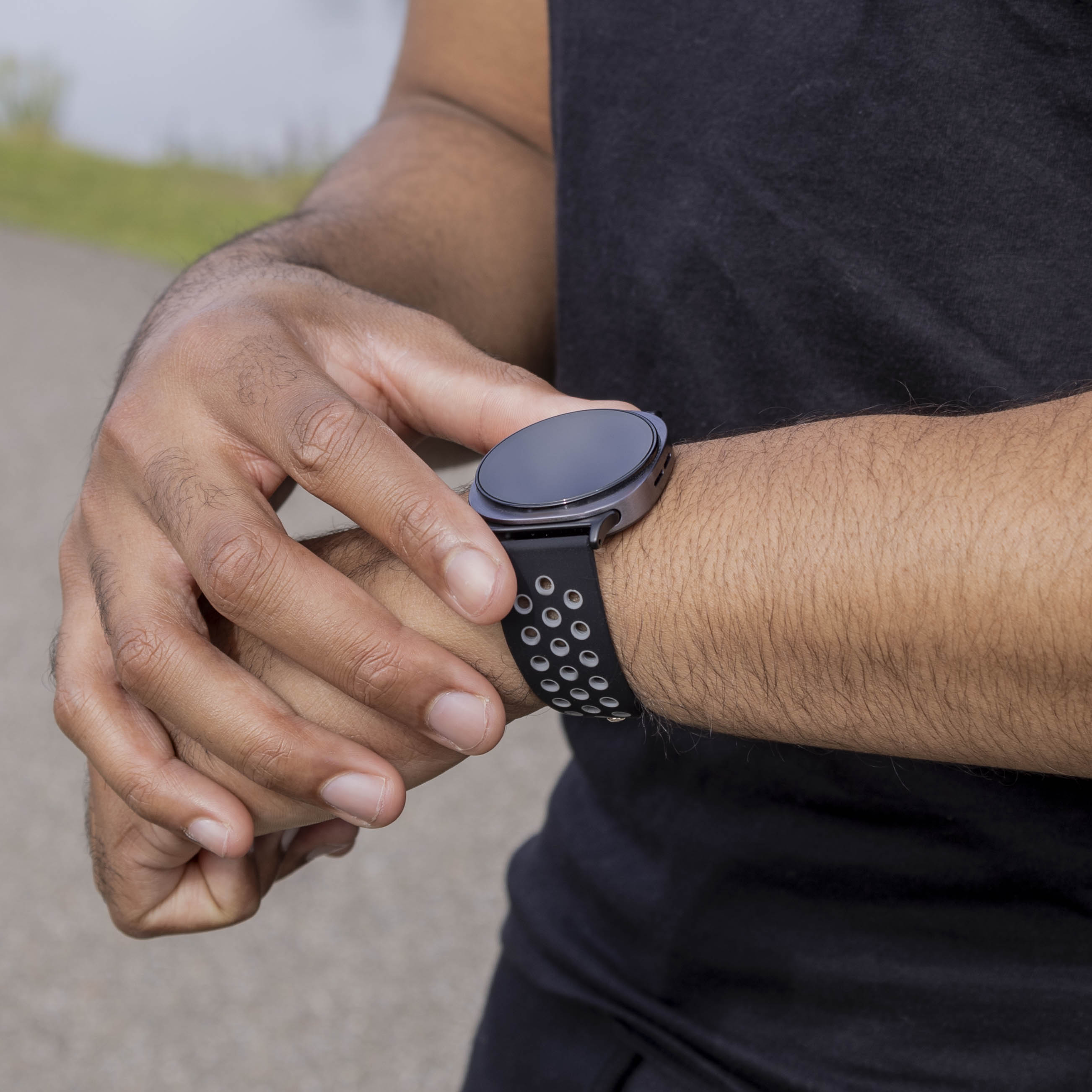 Correa deportiva Samsung Galaxy Watch 8 Classic (negro/gris)