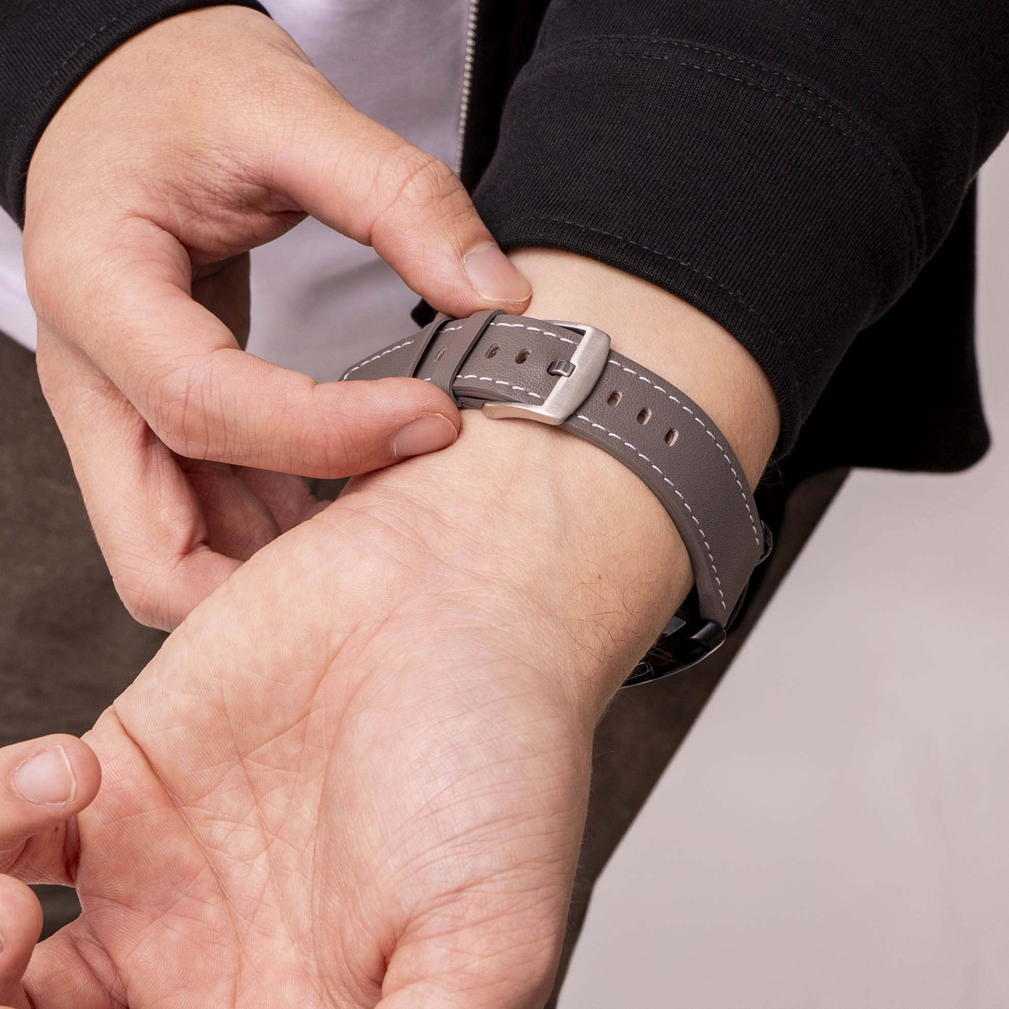 Amazfit Bip 5 'One Push' Leather Strap (Grey)