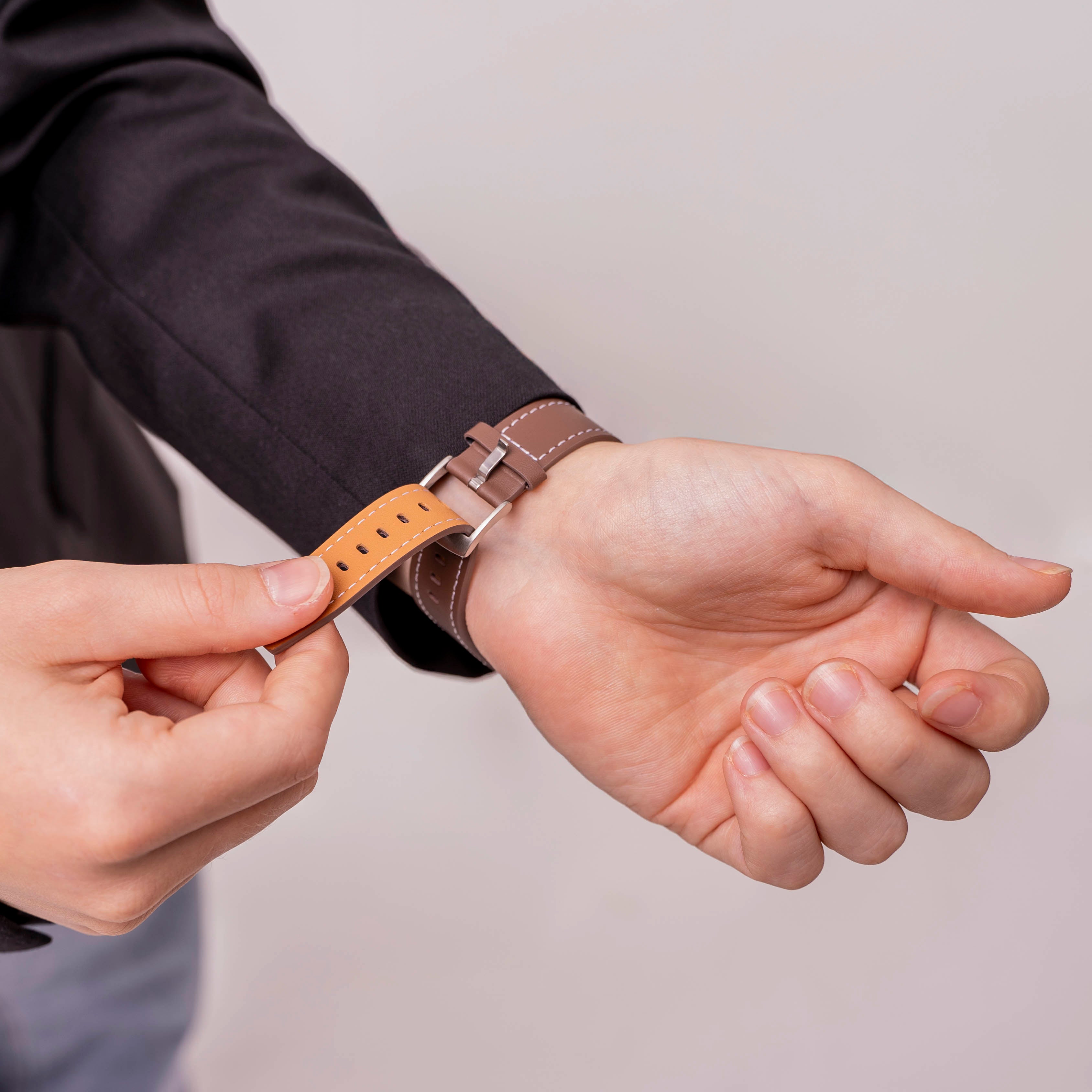 Xiaomi Amazfit GTS 'One Push' Leather Strap (Dark Brown)