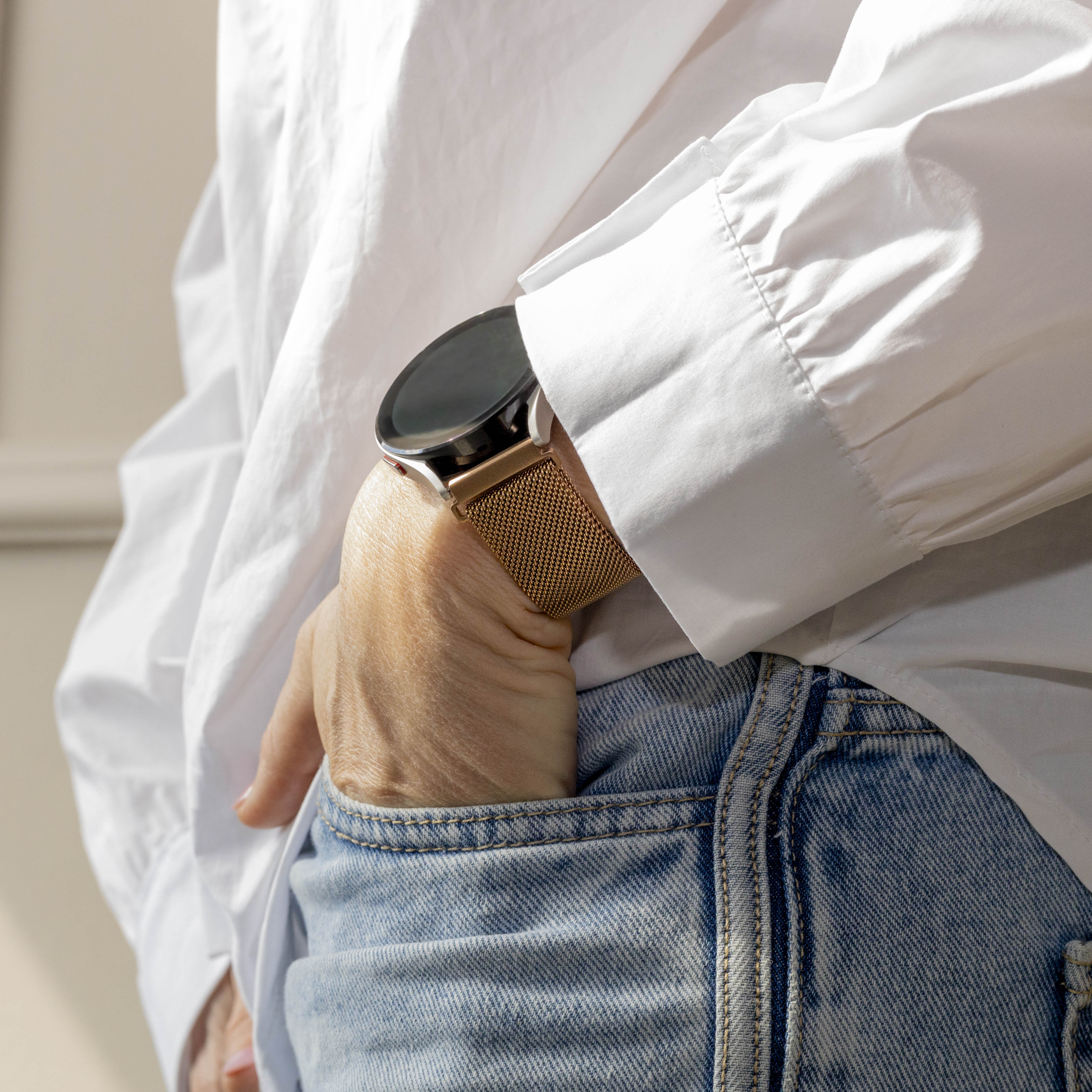 Samsung Galaxy Watch 6 Classic 47mm Milanese Strap (Rose Gold)