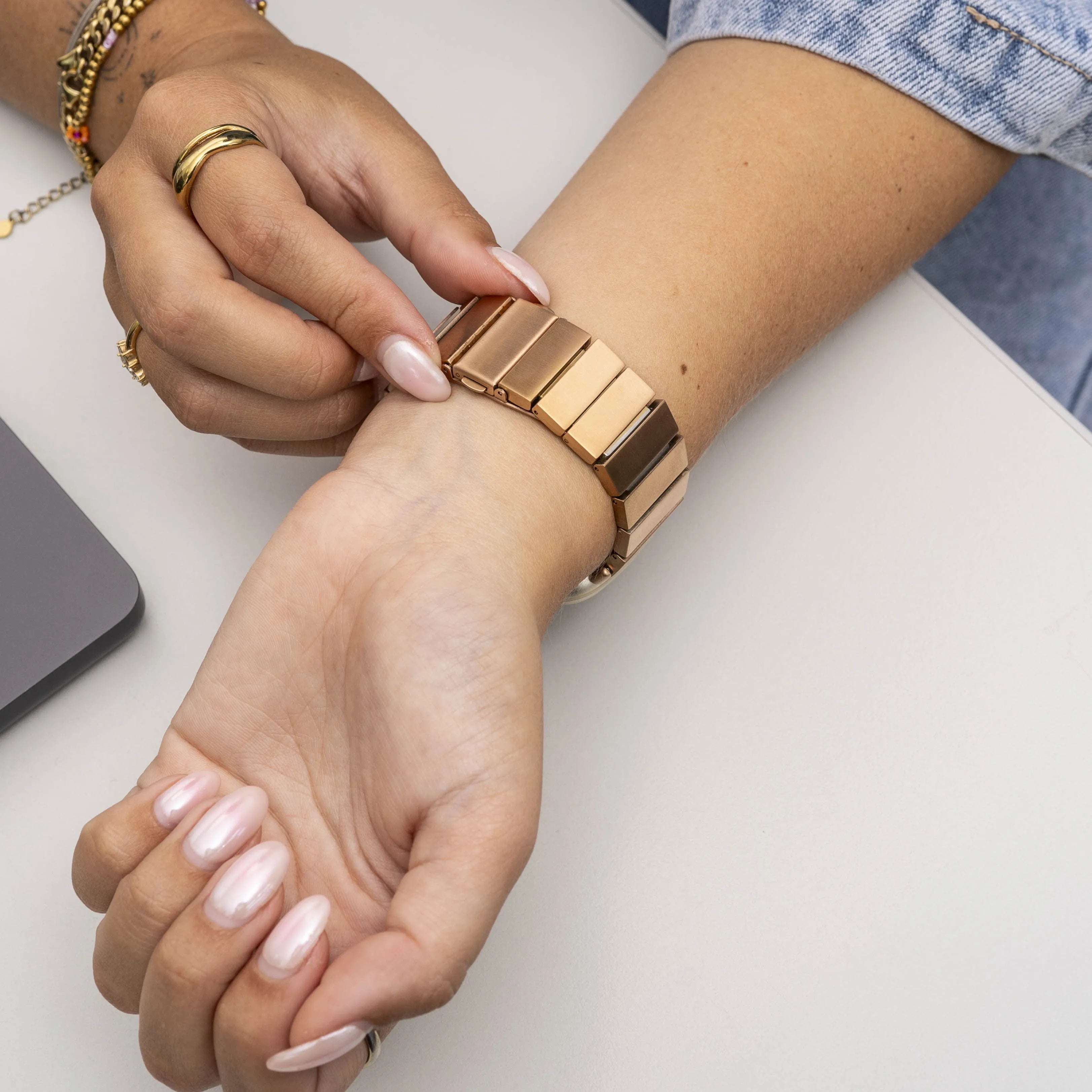 Correa metal Fitbit Sense (oro rosa)