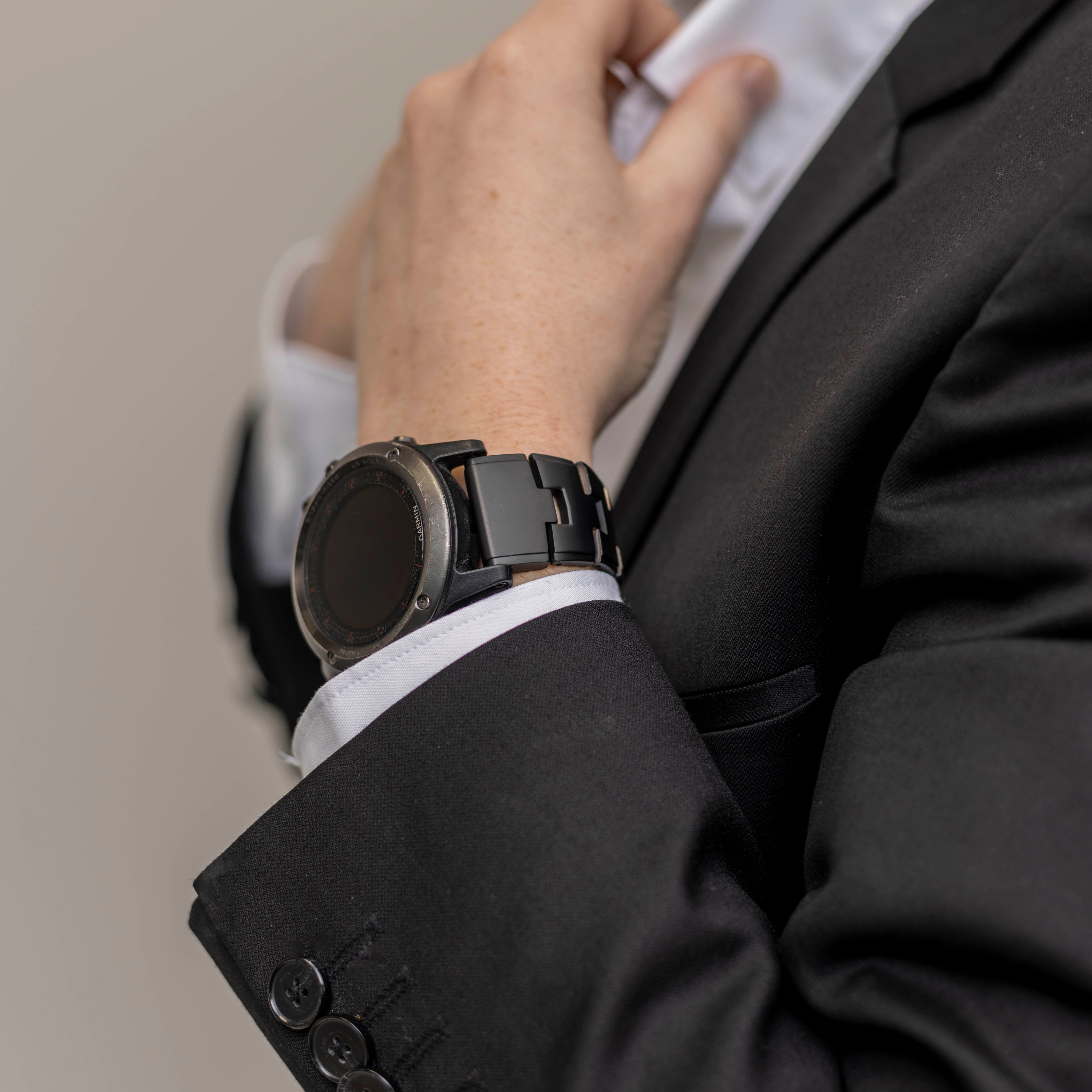 Garmin Quatix 3 / 6x / 7x Solar Titanium Strap (Black)