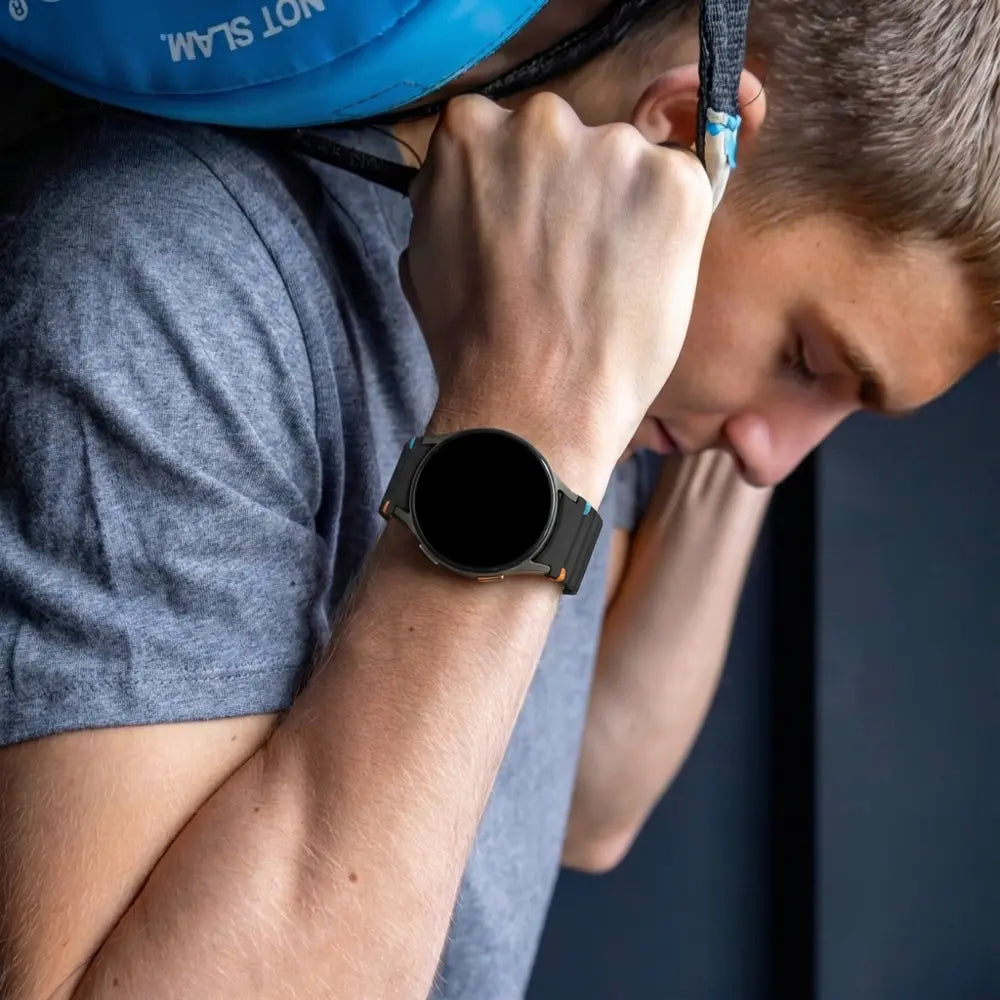 Bandz Samsung Galaxy Watch FE Wave Strap 'Easy Fit' (Black)