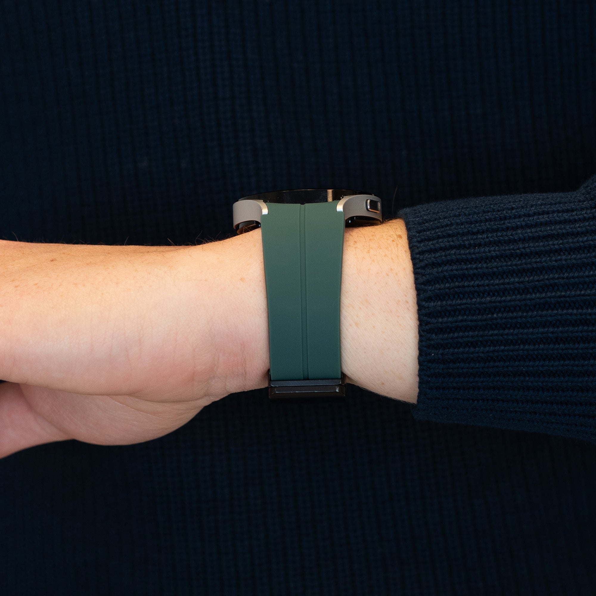 Bandz Correa silicona con D-Buckle Samsung Galaxy Watch 6 Classic 47mm (verde oscuro)