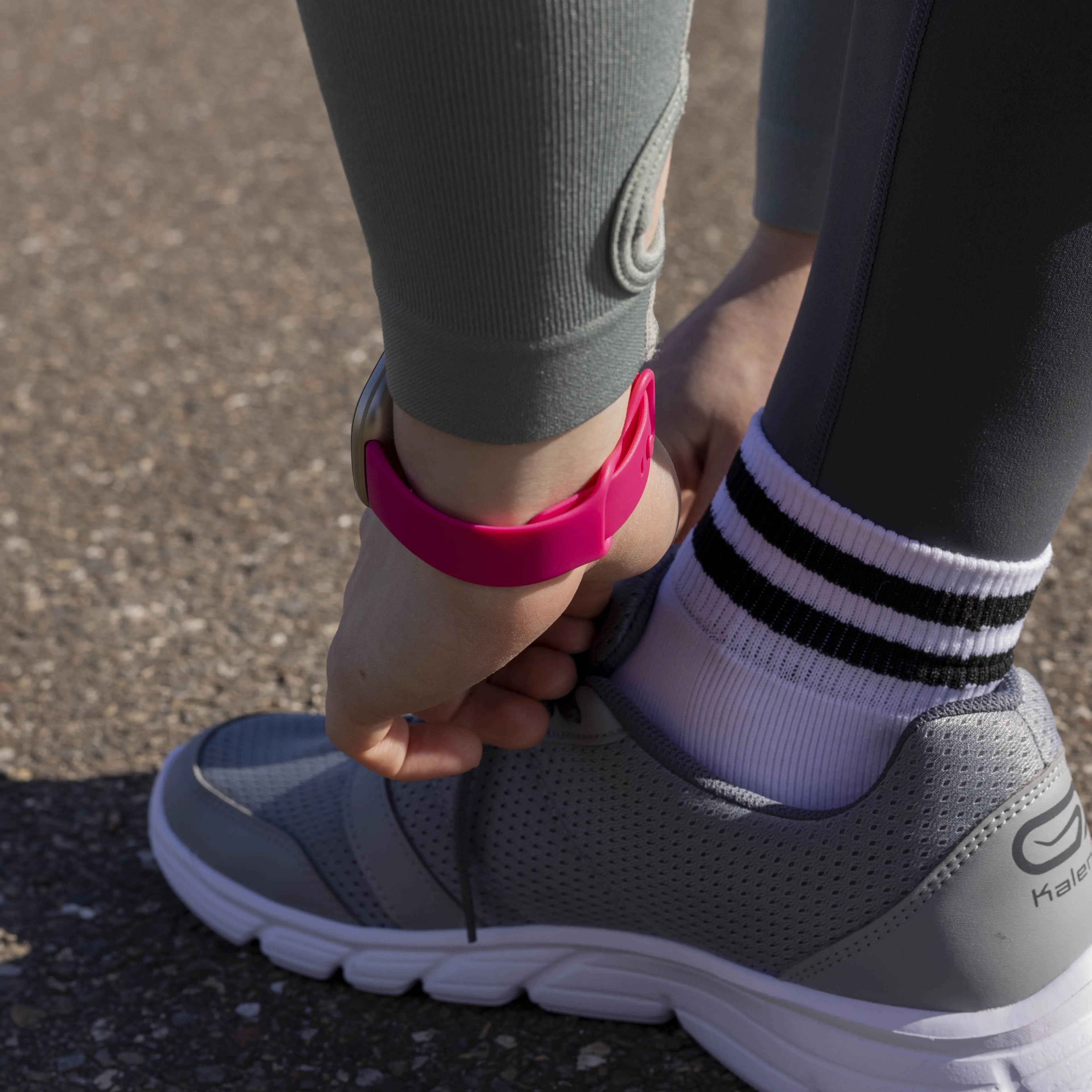 Correa silicona clásica Fitbit Sense 2 (rosa brillante)