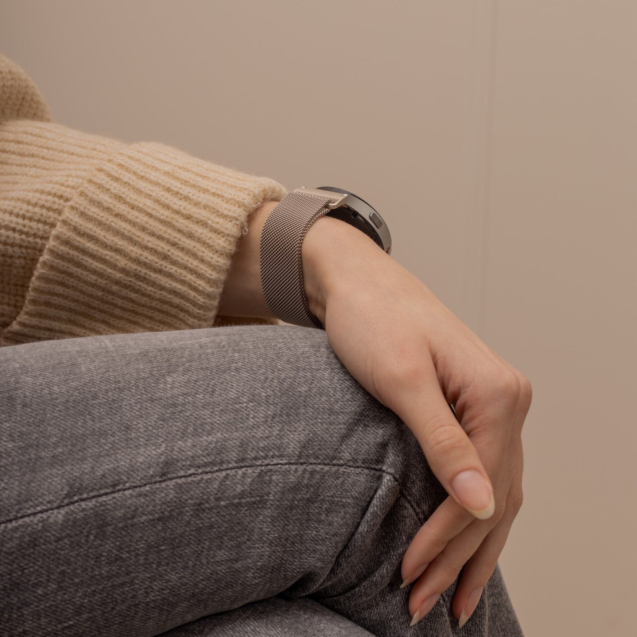 Huawei Watch GT 5 Pro - 42mm Milanese Strap (Champagne Gold)