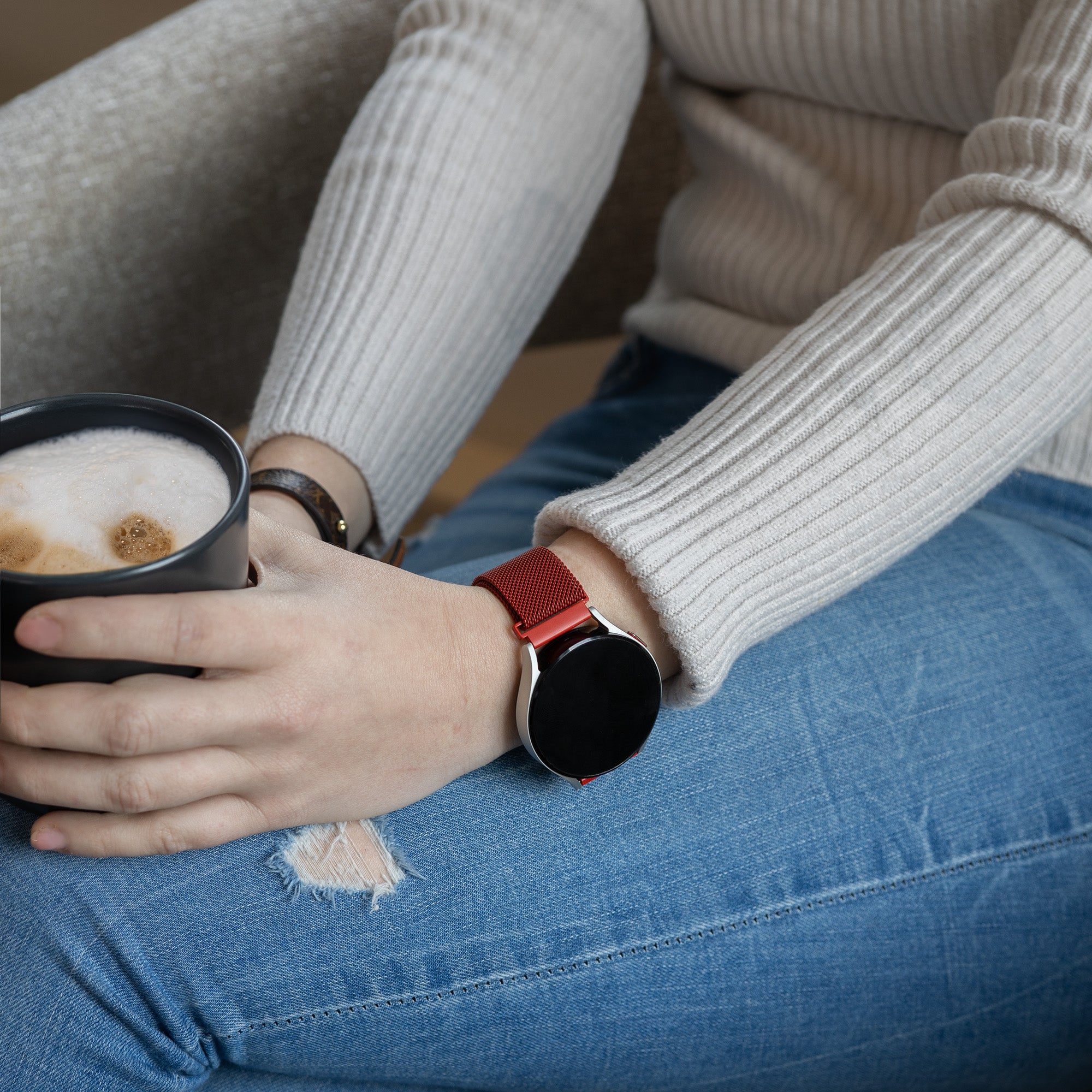 Samsung Galaxy Watch 5 44mm Milanese Strap (Red)