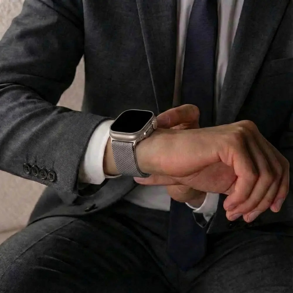 Apple Watch Modern Milanese Strap (Silver)