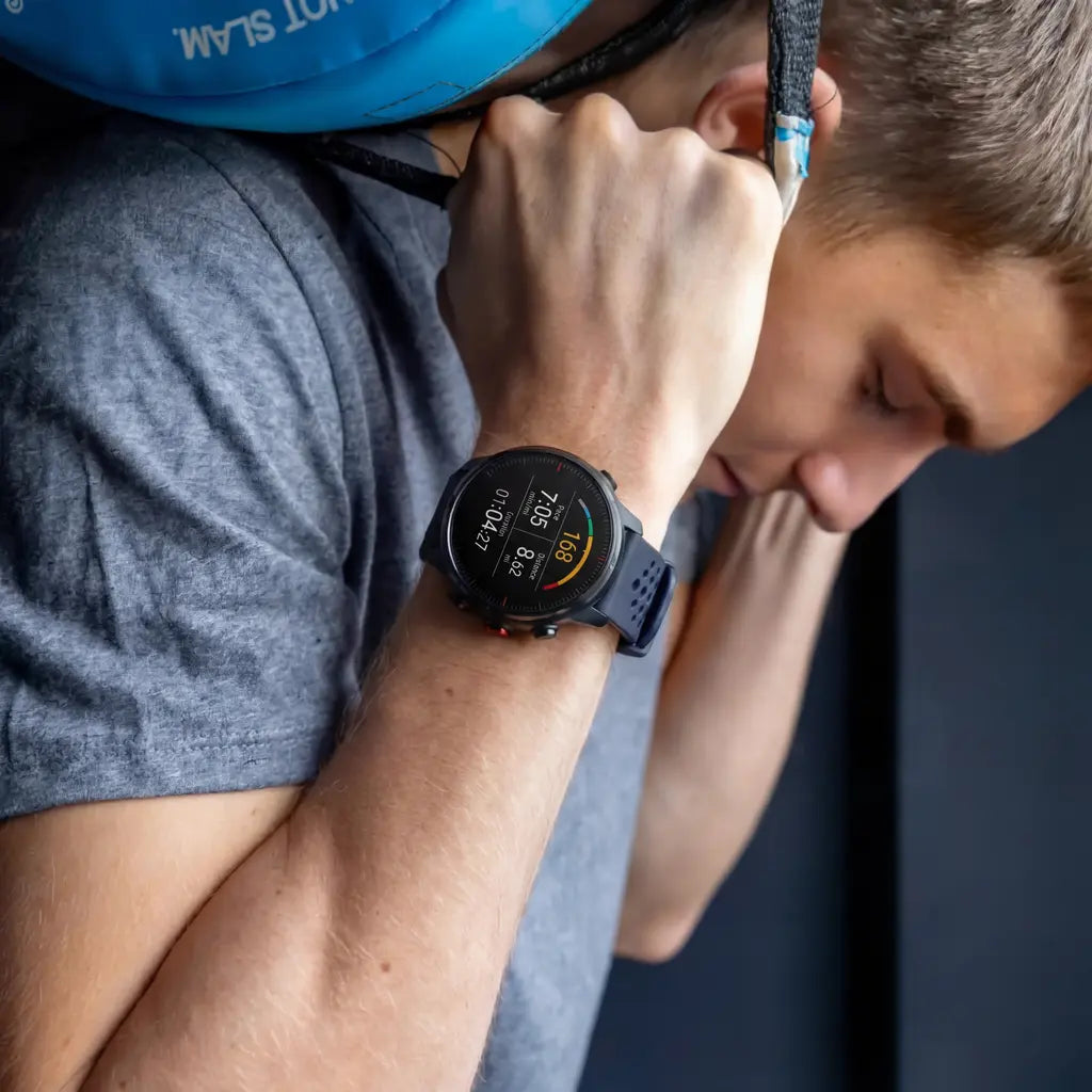 Polar Vantage M siliconen bandje met gaatjes (donkerblauw)