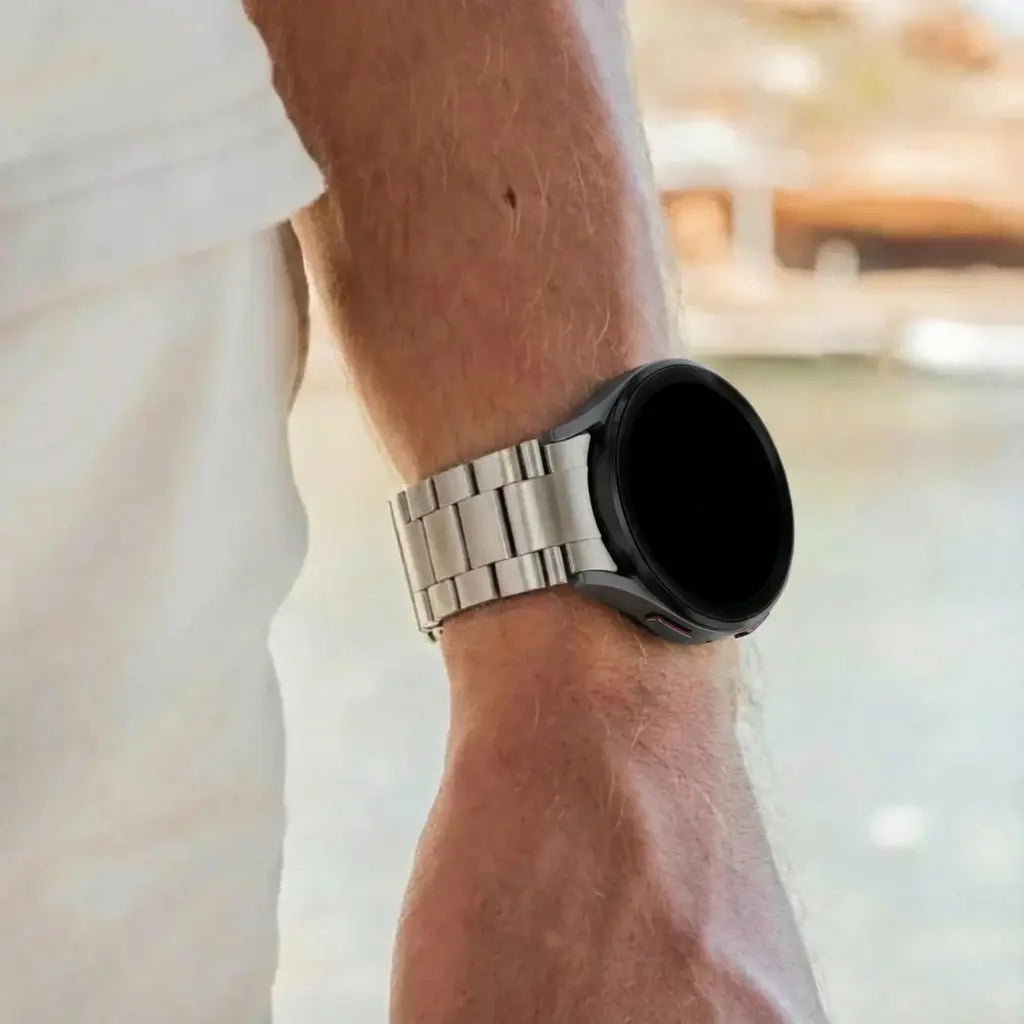 Bandz Samsung Galaxy Watch 7 - 44mm titanium schakel band (zilver)