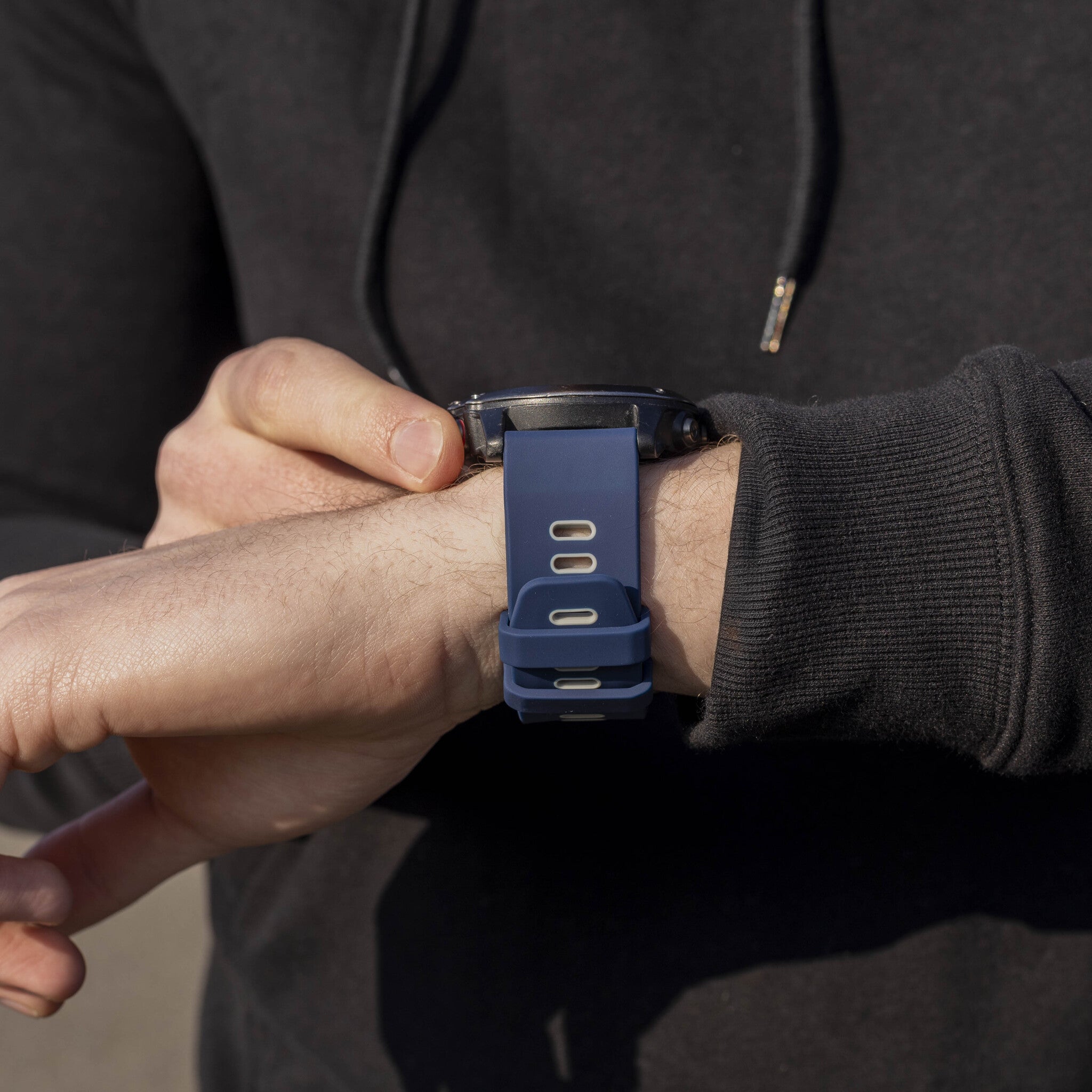 Garmin Fenix 8 Pro - 51mm Sport Strap with Buckle (Blue/Grey)