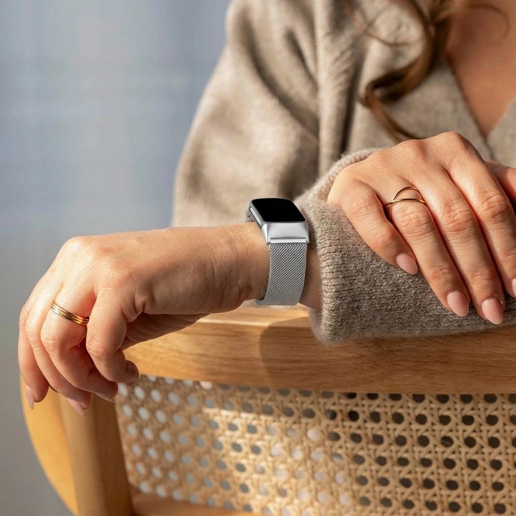 Correa milanesa Fitbit Charge 5 (plata)