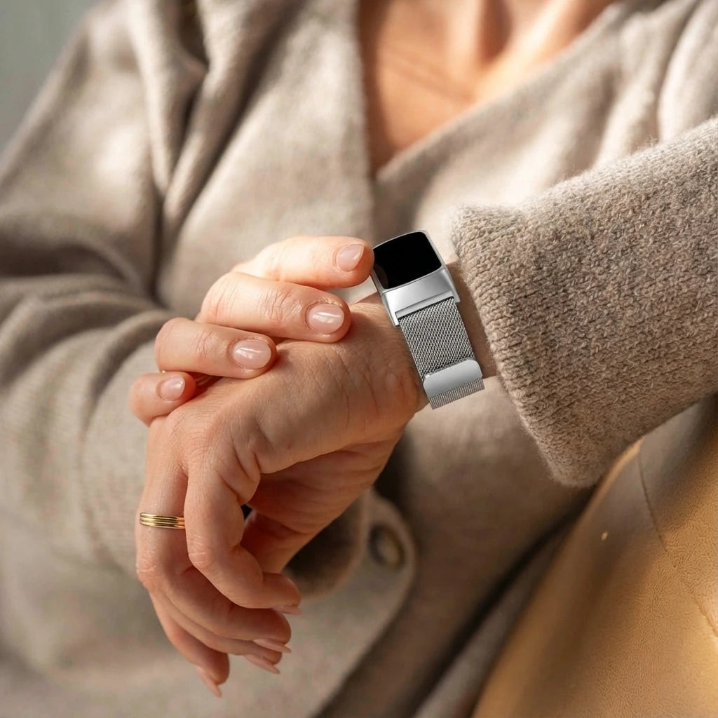 Correa milanesa Fitbit Charge 5 (plata)