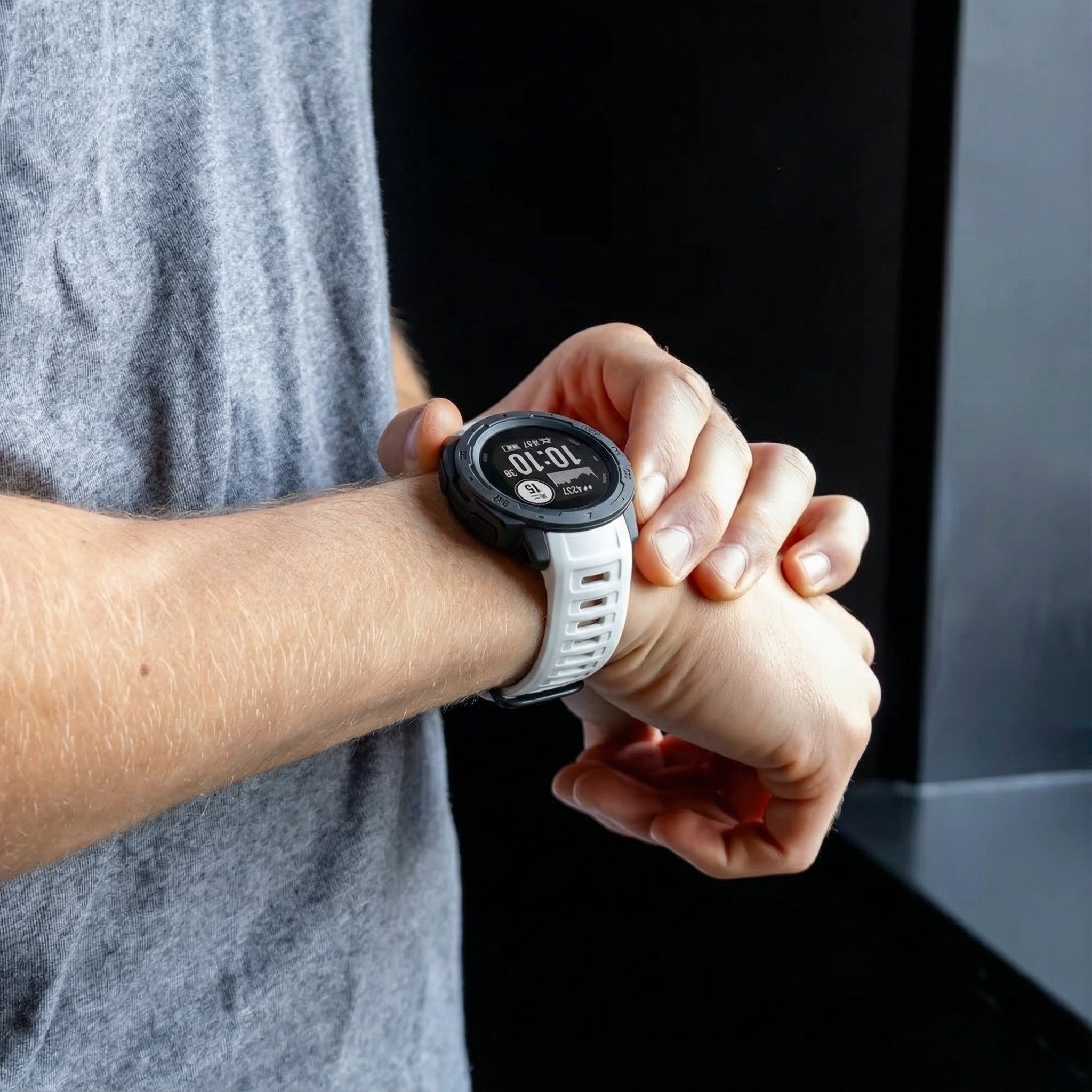 Garmin Instinct 1/2 Silicone Strap (White)