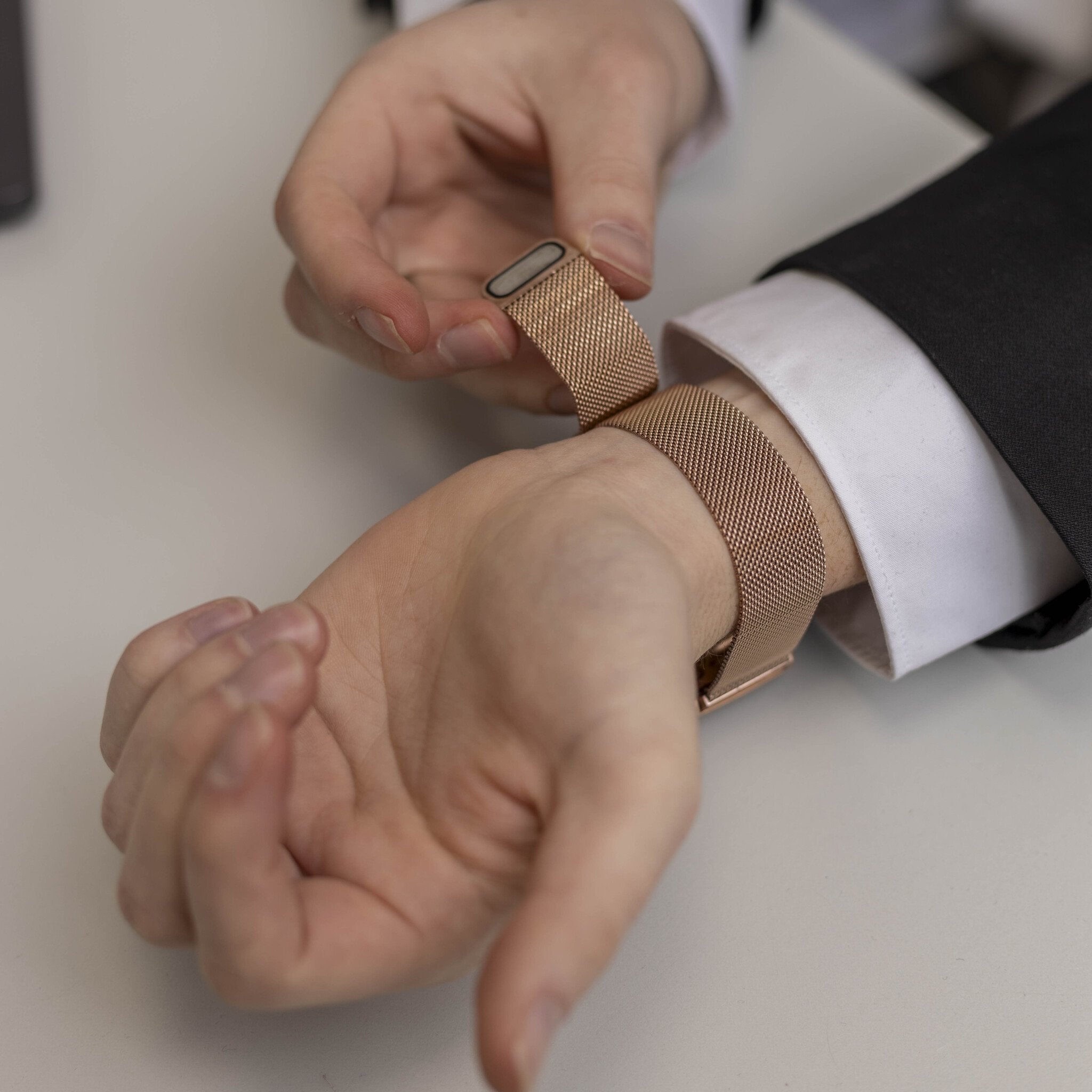 Garmin Descent MK3i - 51mm Milanese Strap (Rose Gold)