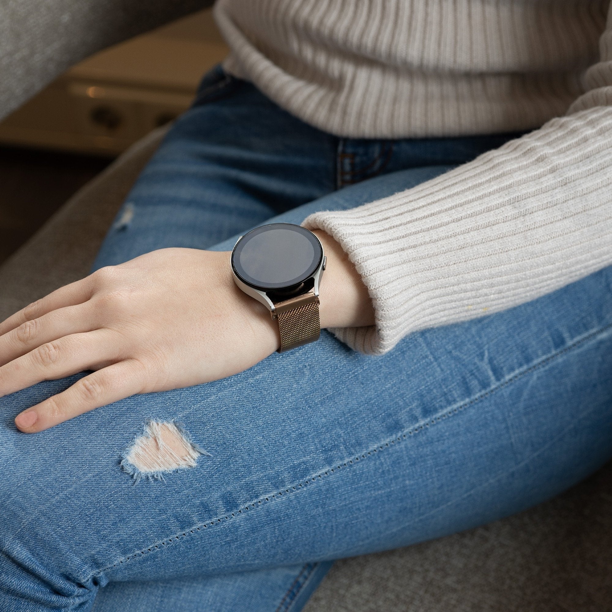 Garmin Vivoactive 3 Milanese Strap (Rose Gold)