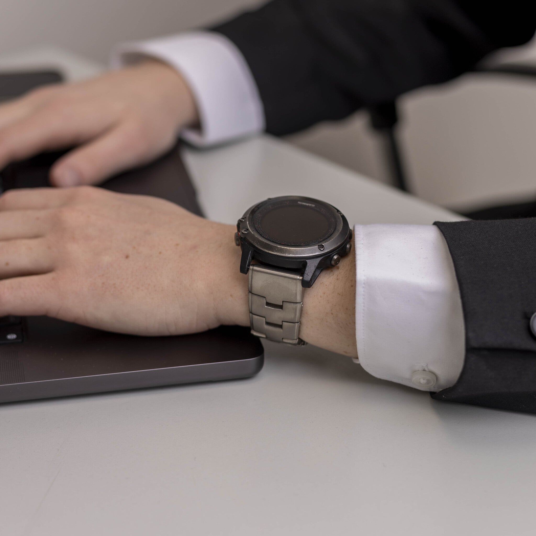 Garmin Descent MK1 Titanium Strap (Silver)