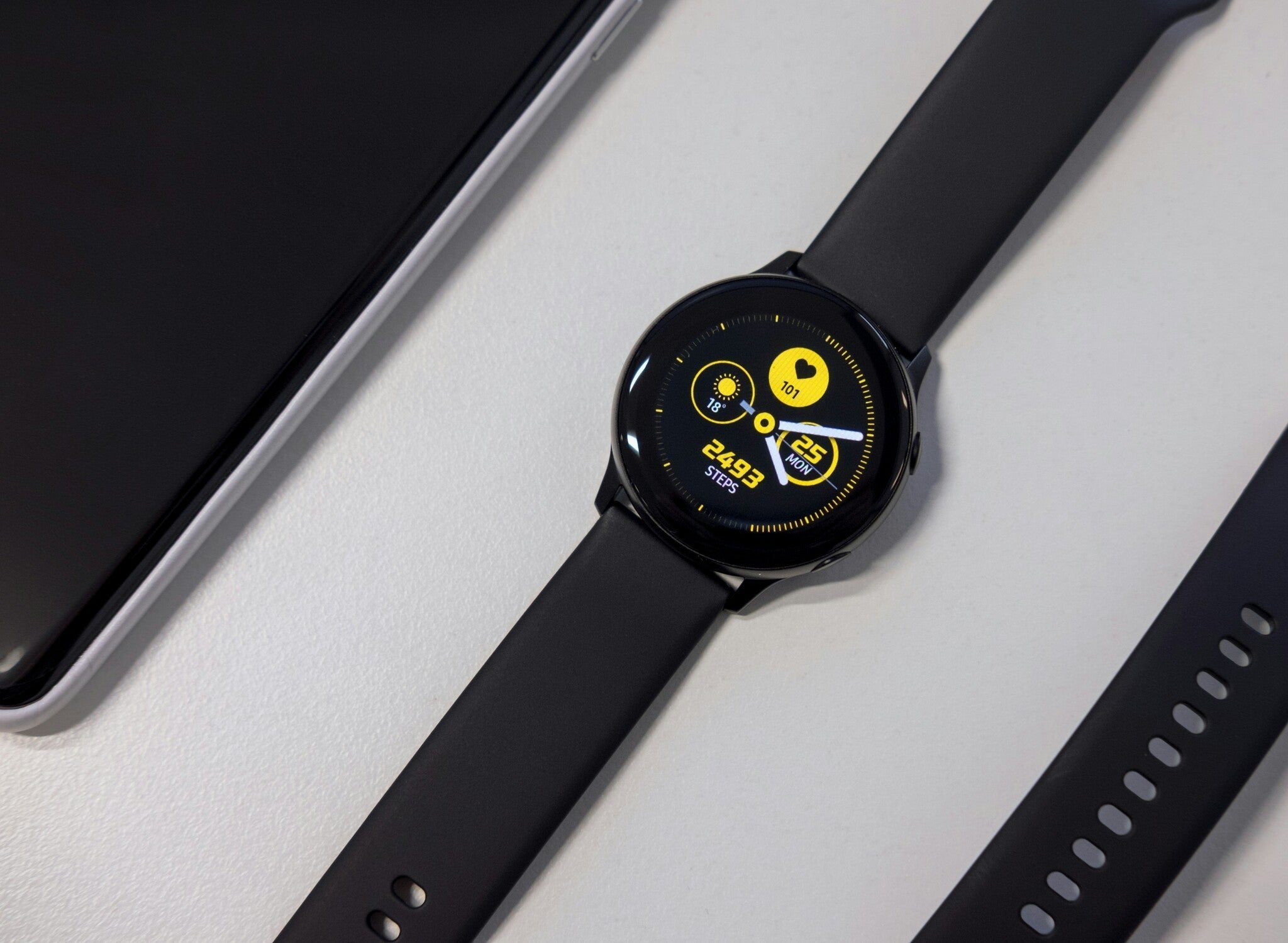 apple watch 10 vs galaxy watch 8