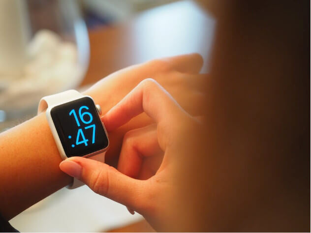 Which smartwatch should you buy for older people?