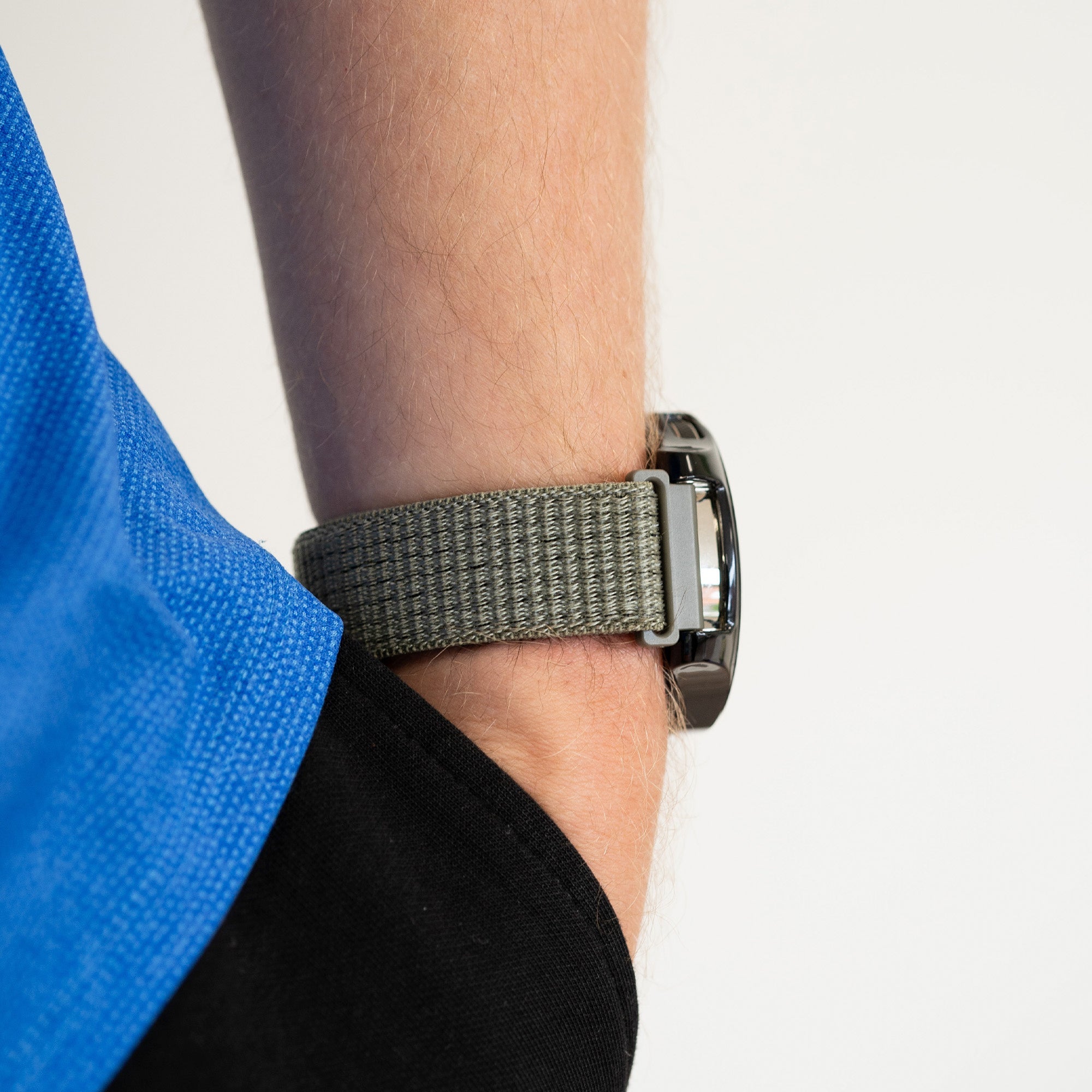 Garmin Venu 2 Nylon Strap (Grey-Green)